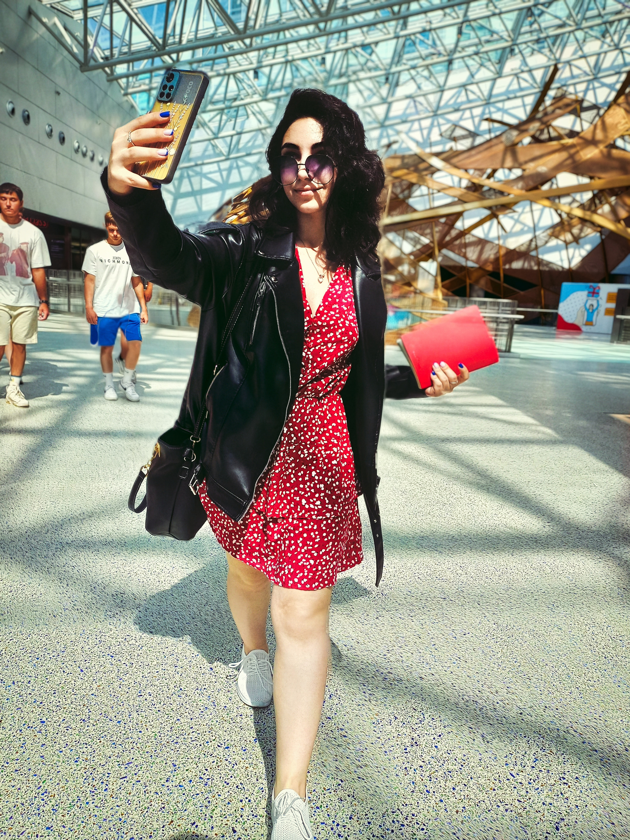 Про мобильную съёмку. Фотограф в Москве Михаил Елизарьев