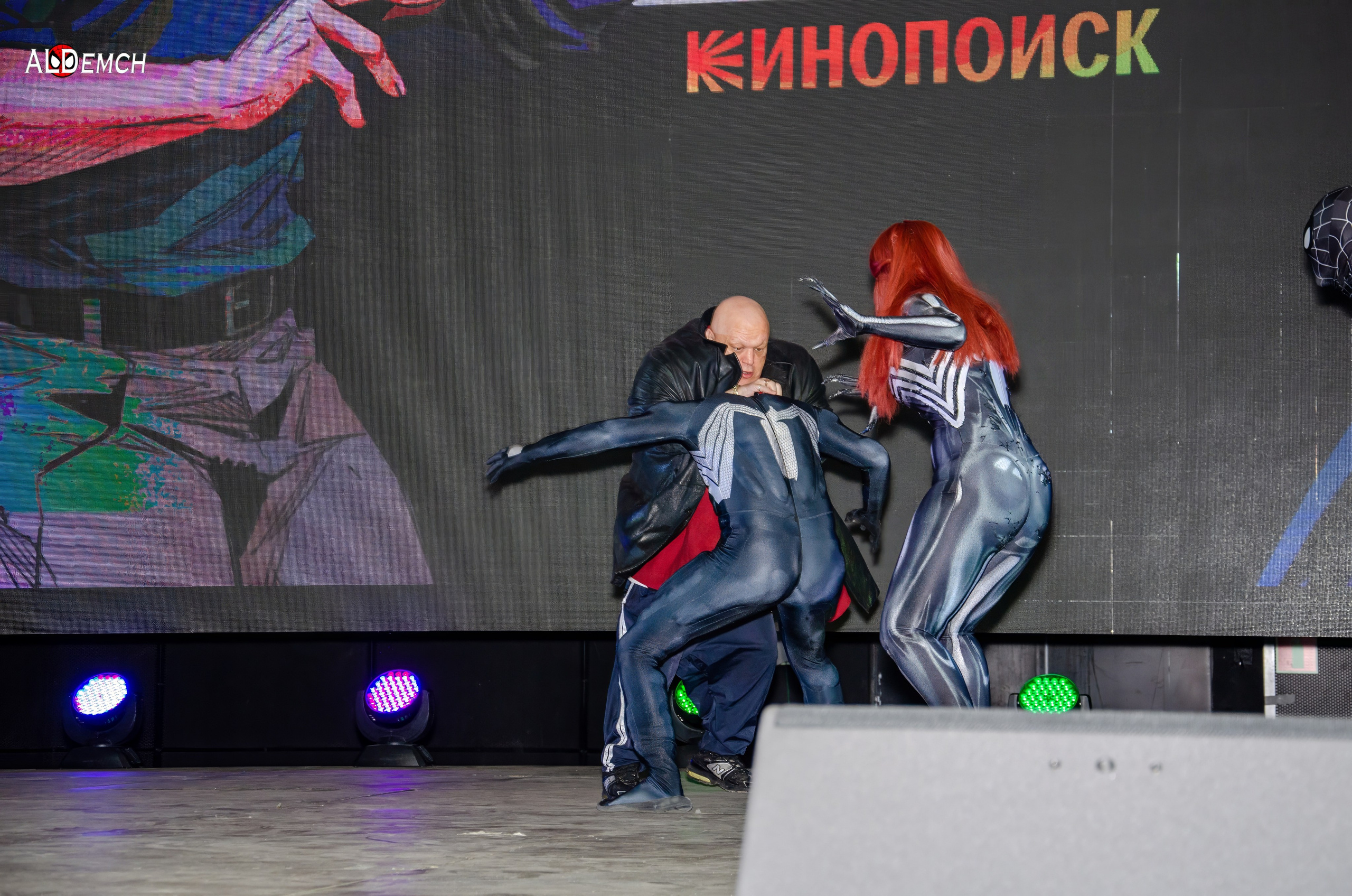 Марвел комикс картинки персонажей и косплей фото в России