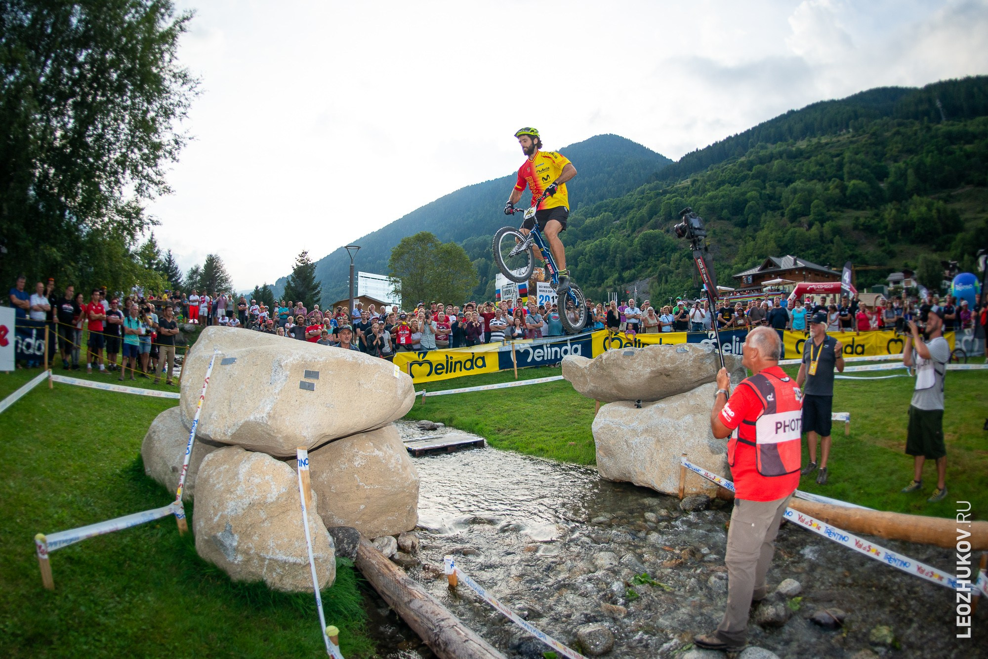 UCI Trials World Championships 2016 — finals. Sports photographer Leonid Zhukov