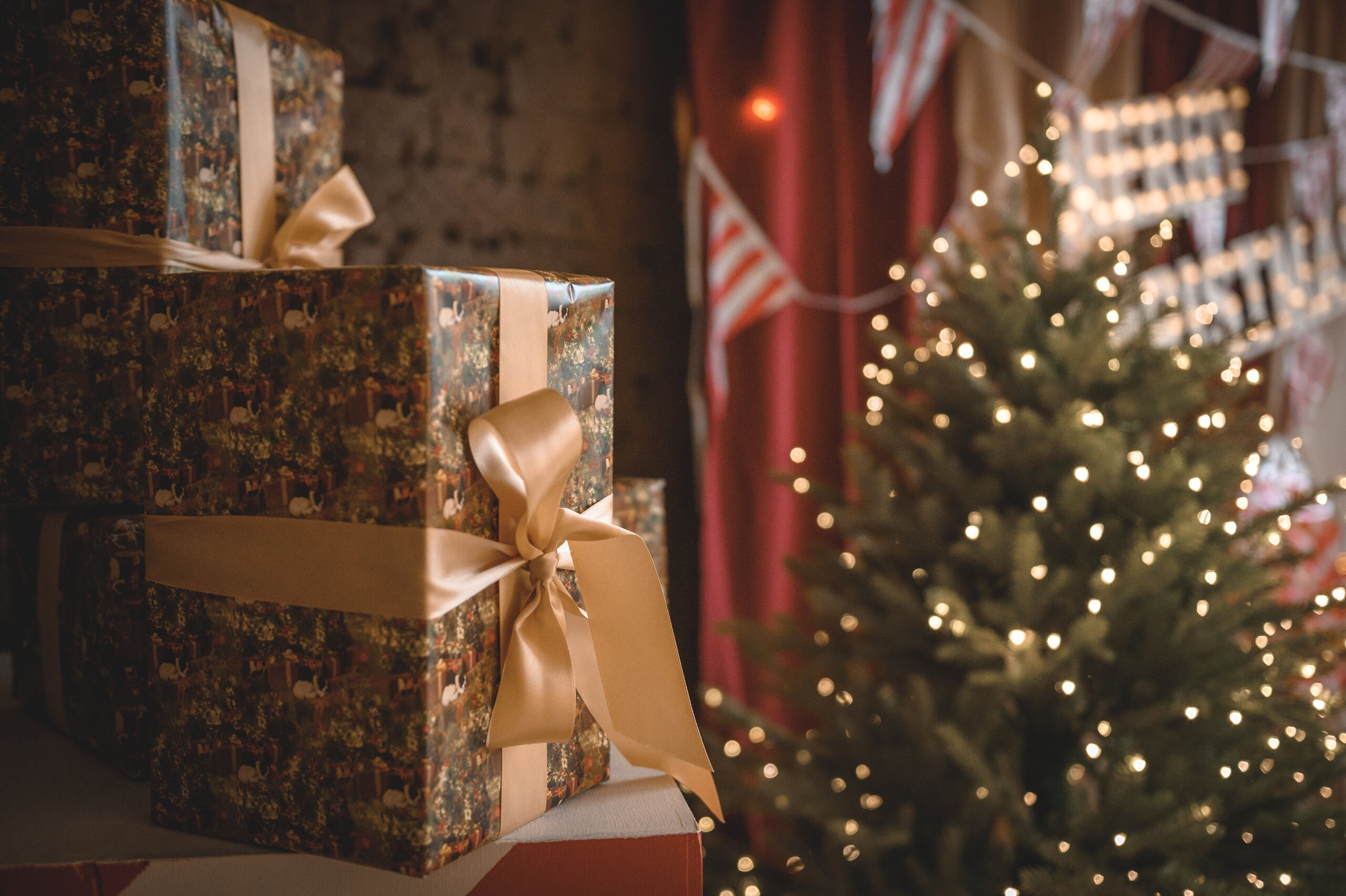 Зал HAPPY. Свадебный фотограф Алексей Васильев | Пермь | 15 лет эмоциональной фотосъемки