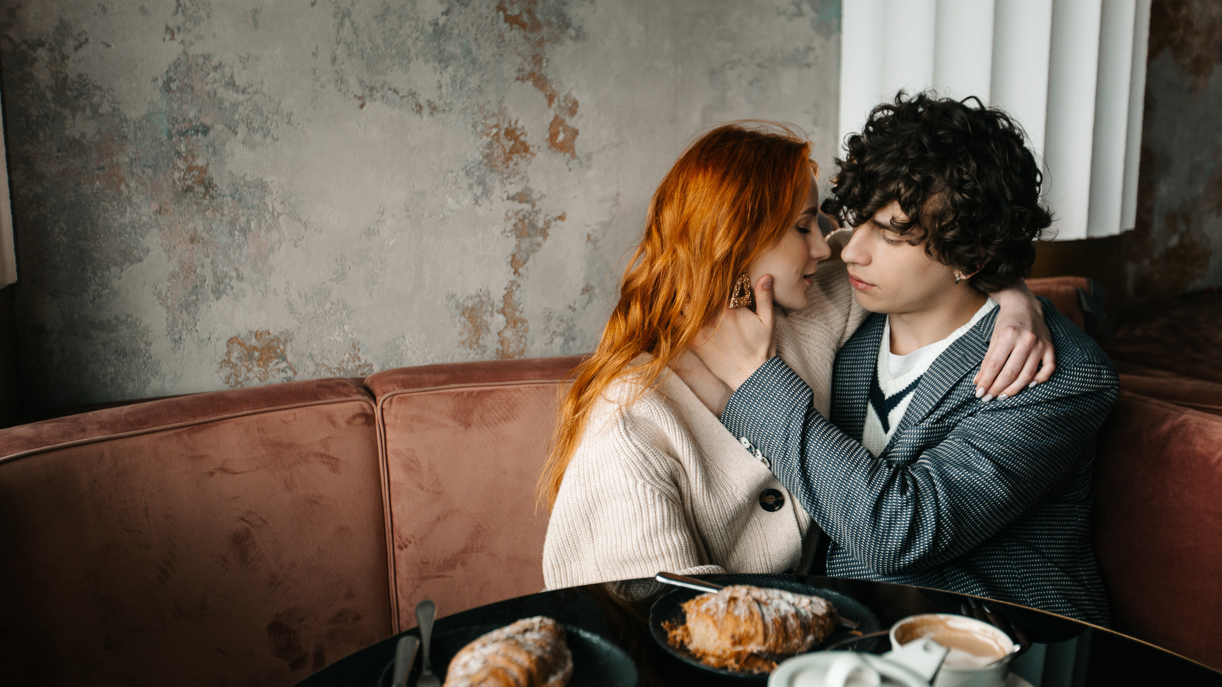 Aliaksandr Shyshko is a wedding and family photographer in Georgia and