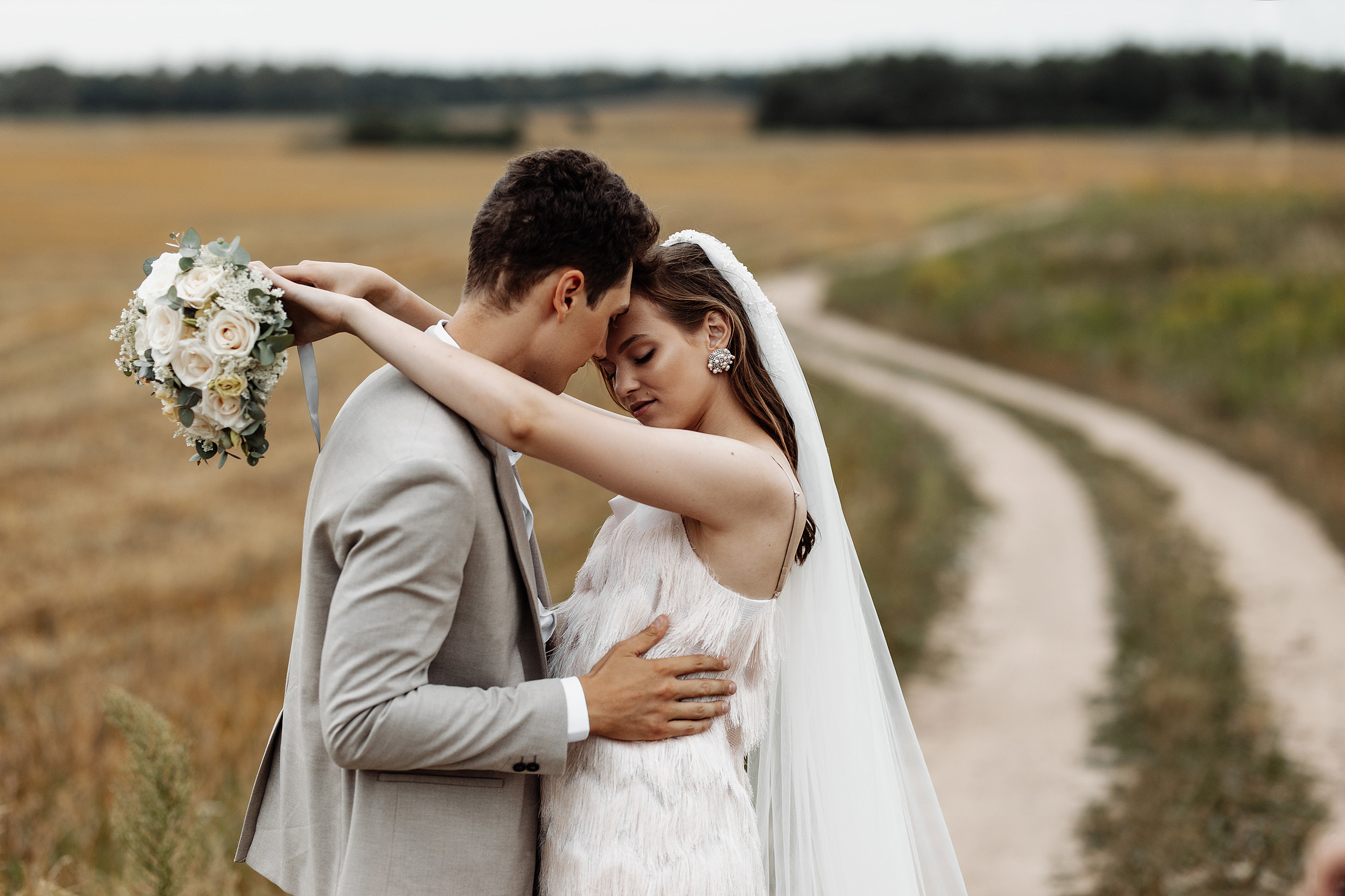 Aliaksandr Shyshko is a wedding and family photographer in Georgia and