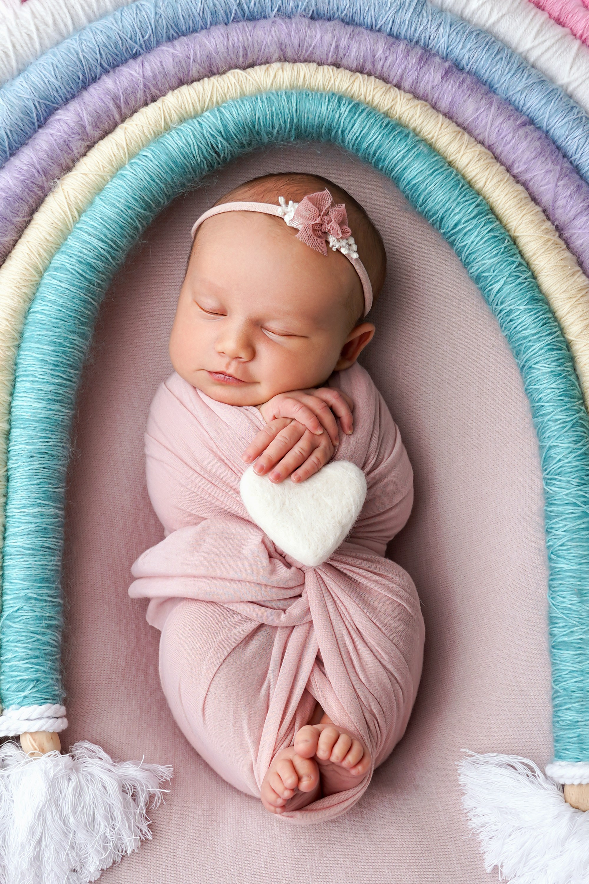 Фотосессия новорожденного (newborn). Фотограф новорожденных, детей до года и беременных в Симферополе