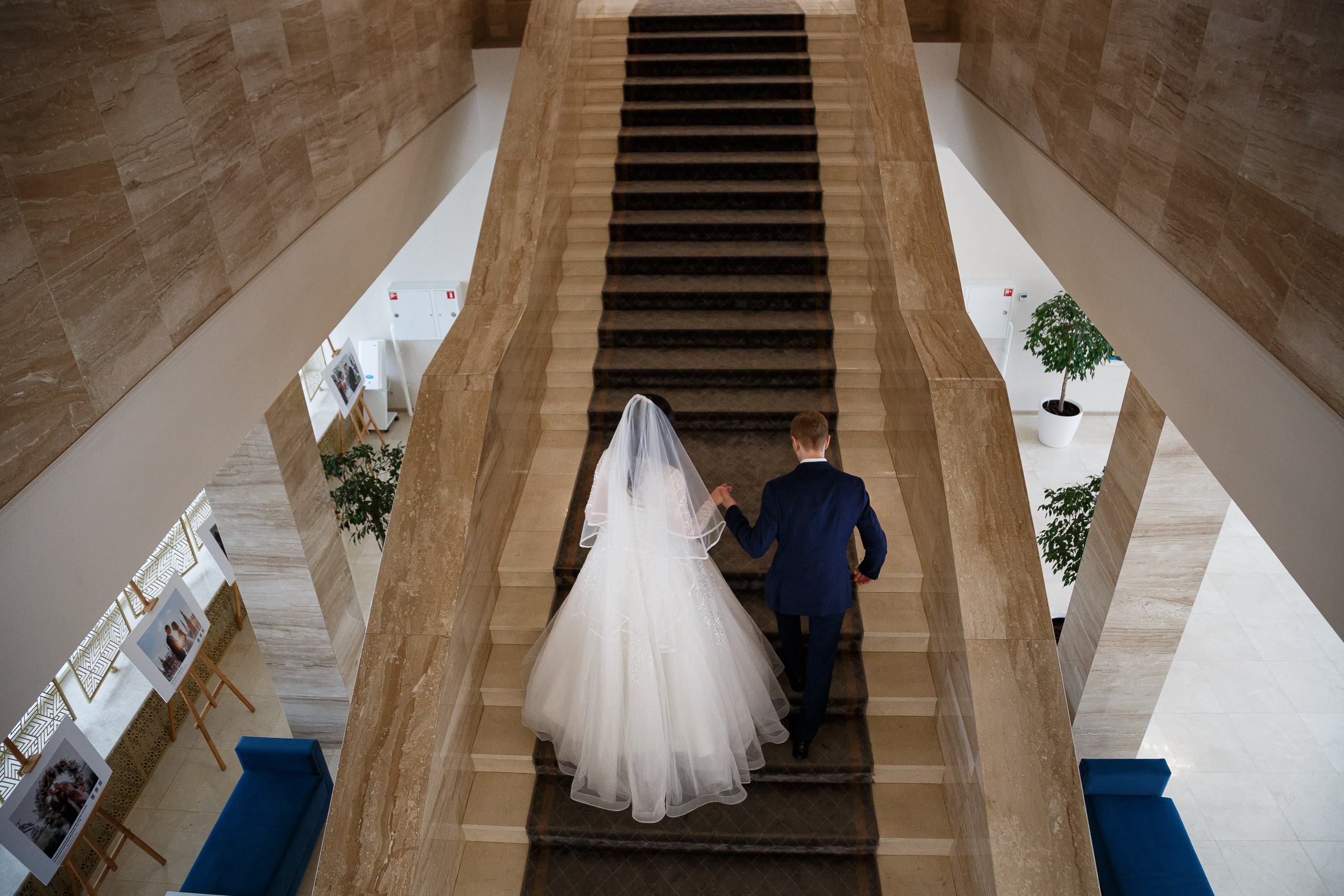 Роспись во Дворце бракосочетания № 4. Свадебный фотограф Арсений Юревич.