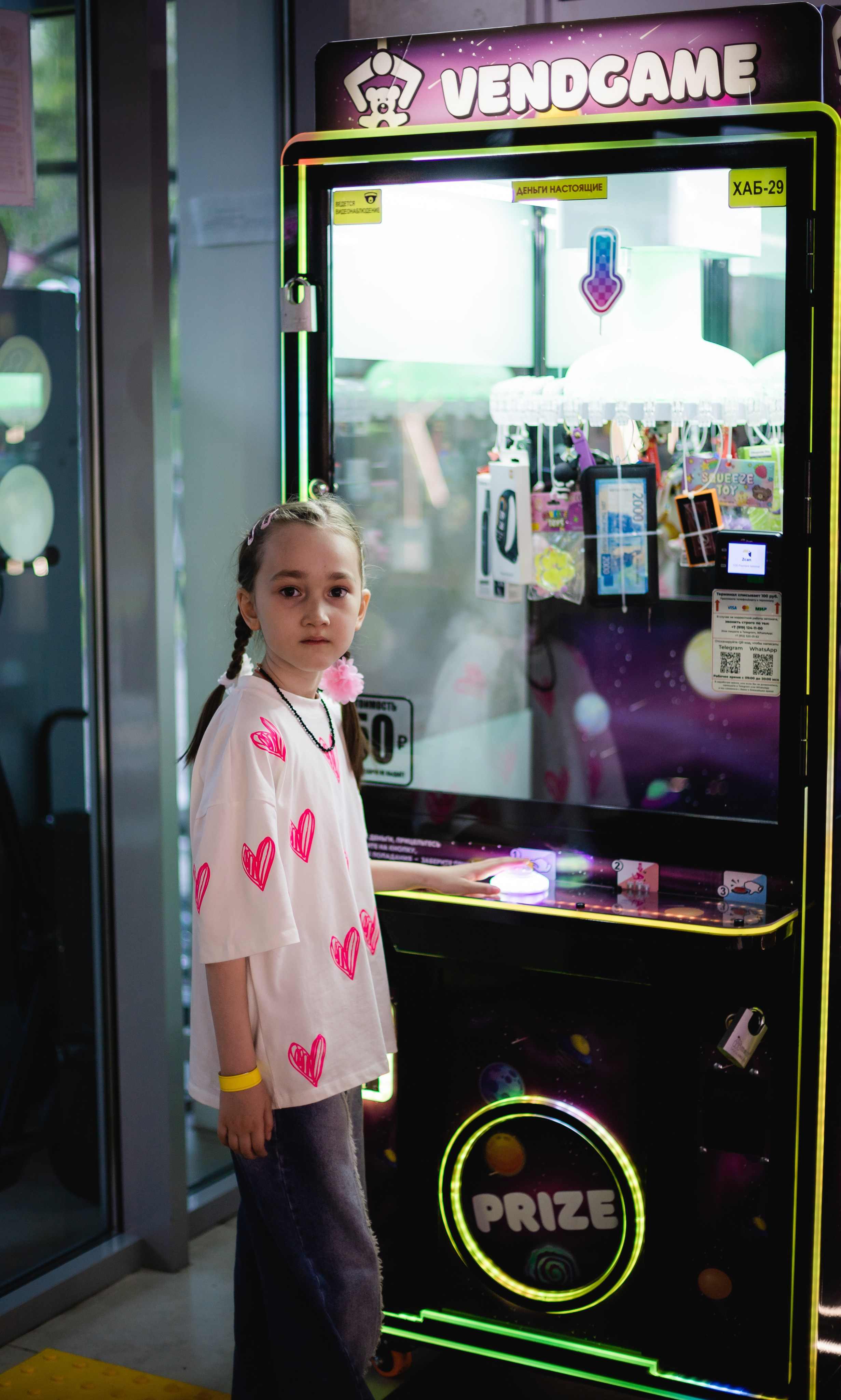 Мадина в цветущем парке. Семейный и детский фотограф в Хабаровске Алевтина Проскурякова