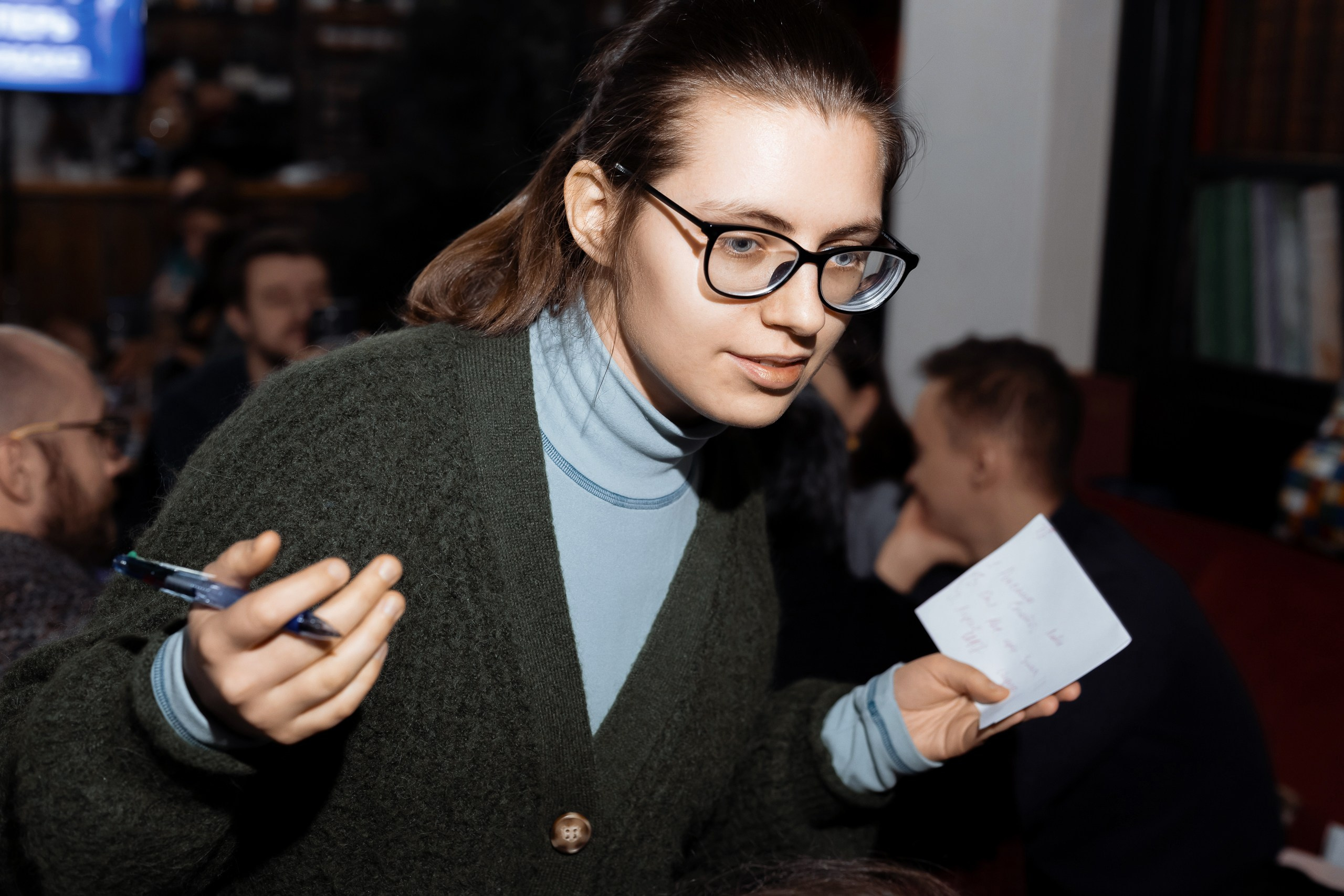 Фото с репортажной съемки квиза ЛИГА ИНДИГО. Фотограф в Санкт-Петербурге — Сергей Петров