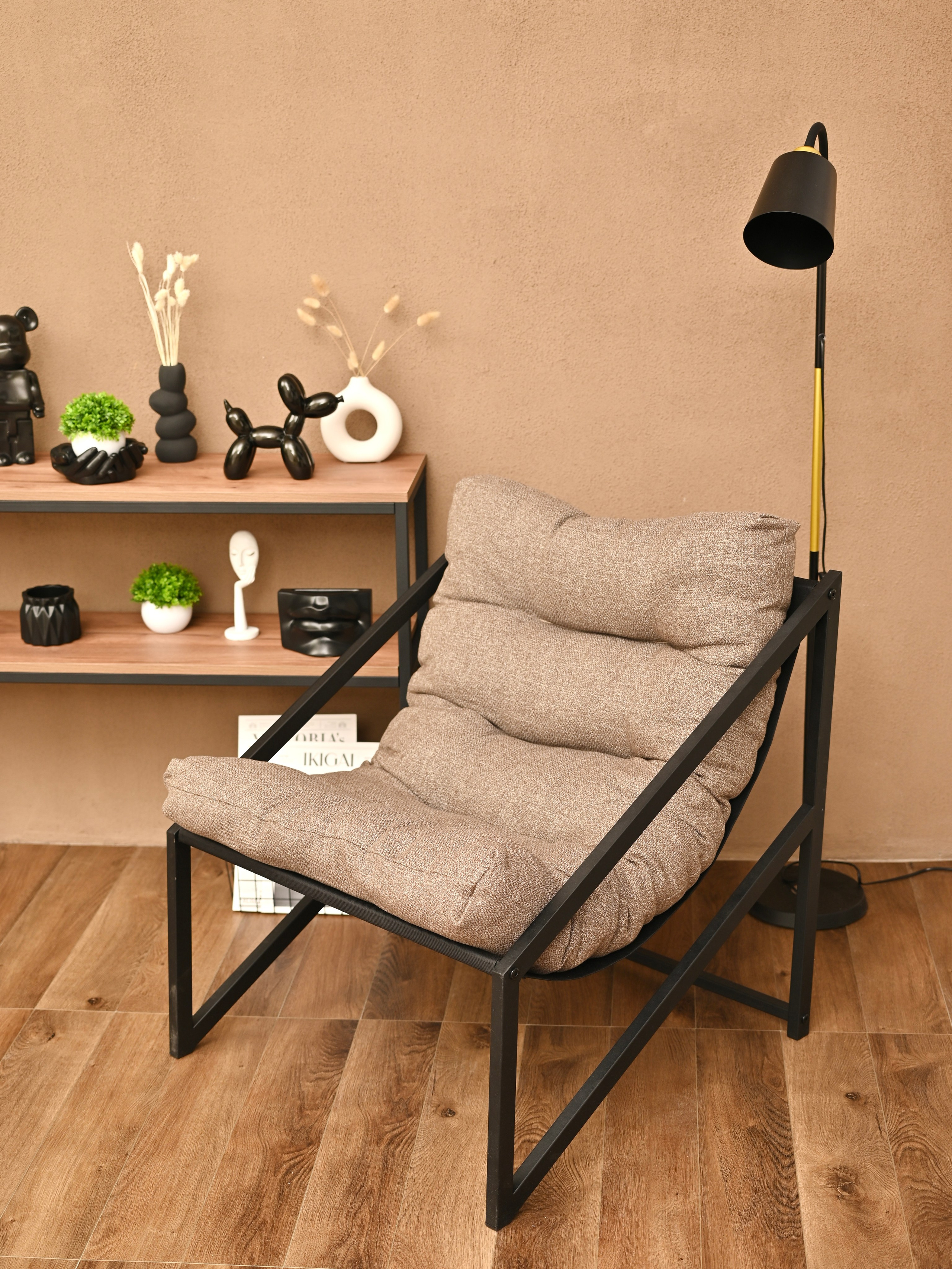 Большой выбор локаций для фотосъемок для каталогов на маркетплейсы. ТМ Продакшн — Съемка для маркетплейсов в Москве