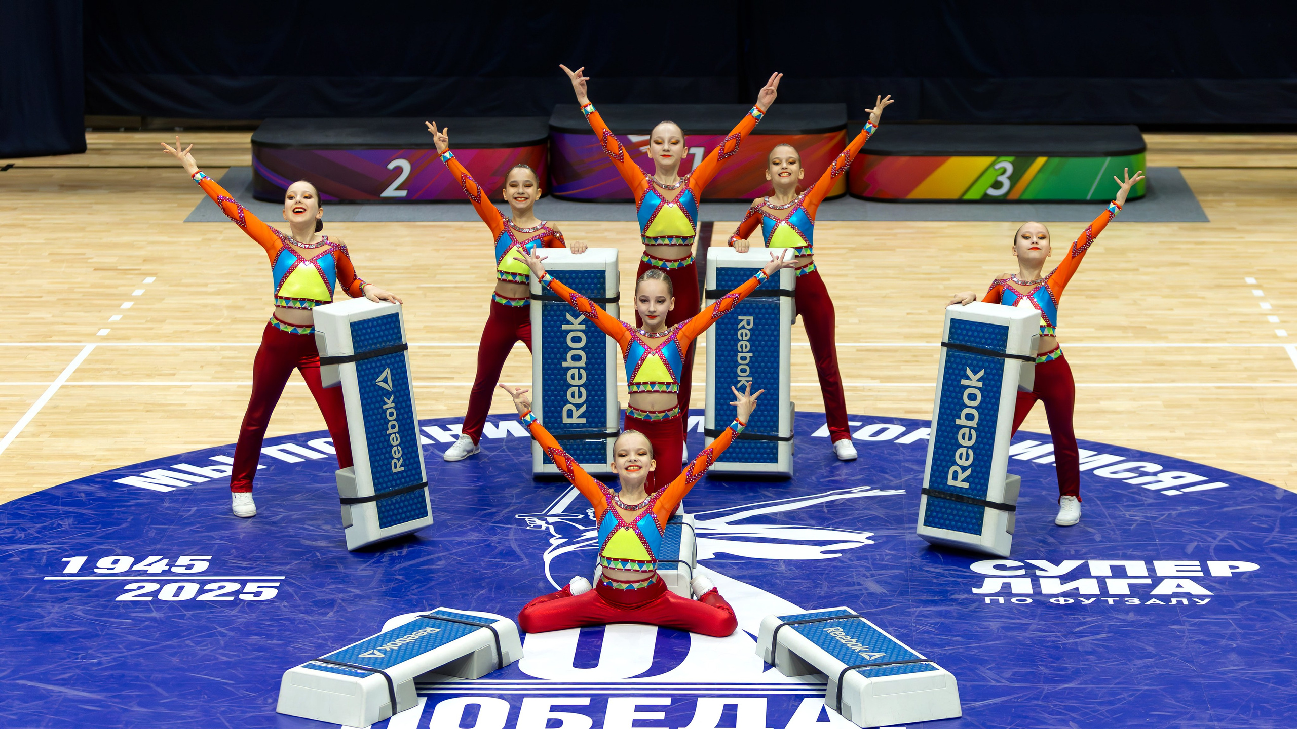 Фестиваль по фитнес-аэробике «Облачко» дисциплина «Степ-аэробика». Выпускные альбомы и школьный фотограф в Подольске, Троицке, Щербинке, Москве и Московской области