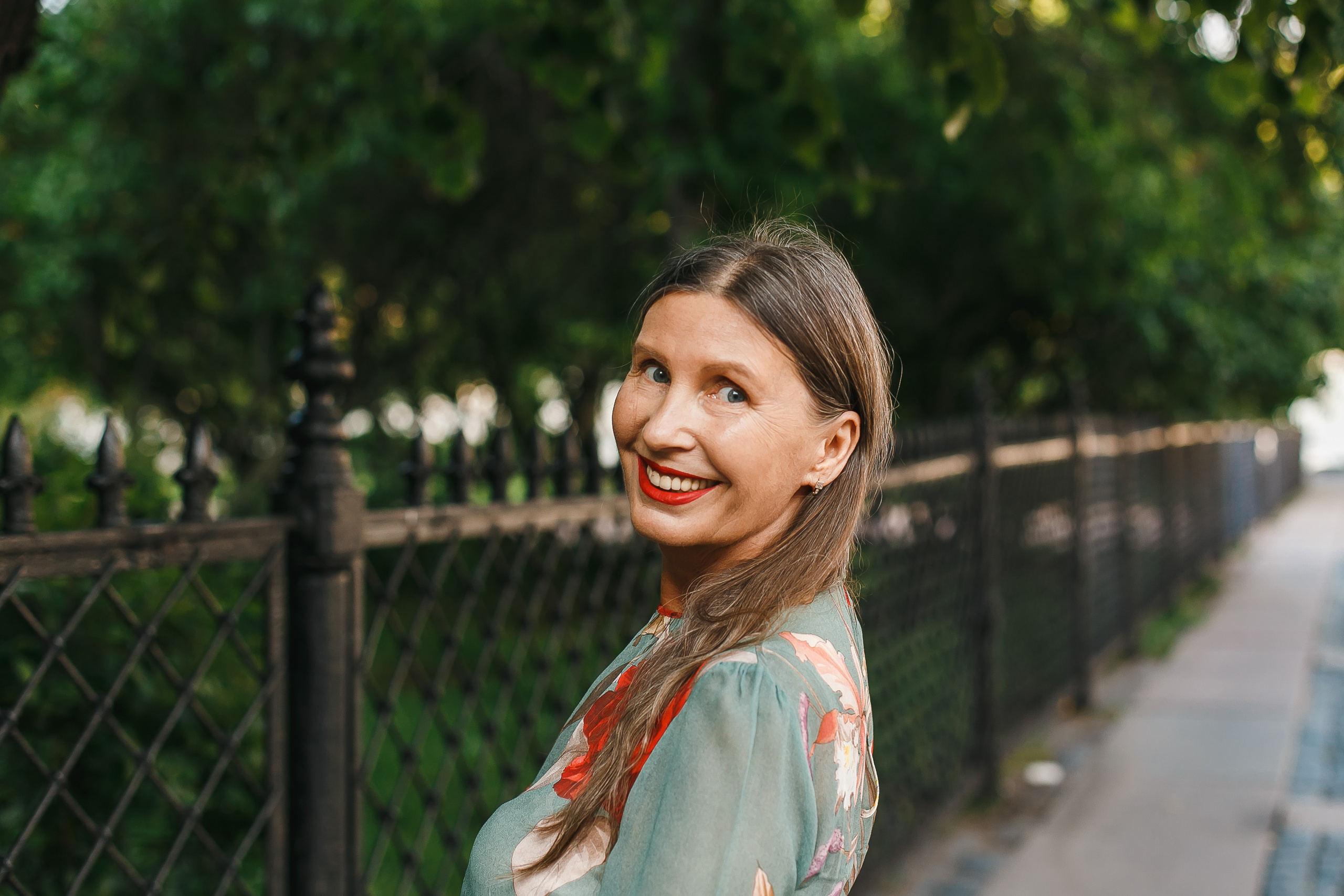 Авторский социальный фотопроект Улыбнись Петербург! фотограф в Санкт-Петербурге Антонина Линова, портретный фотограф в СПб