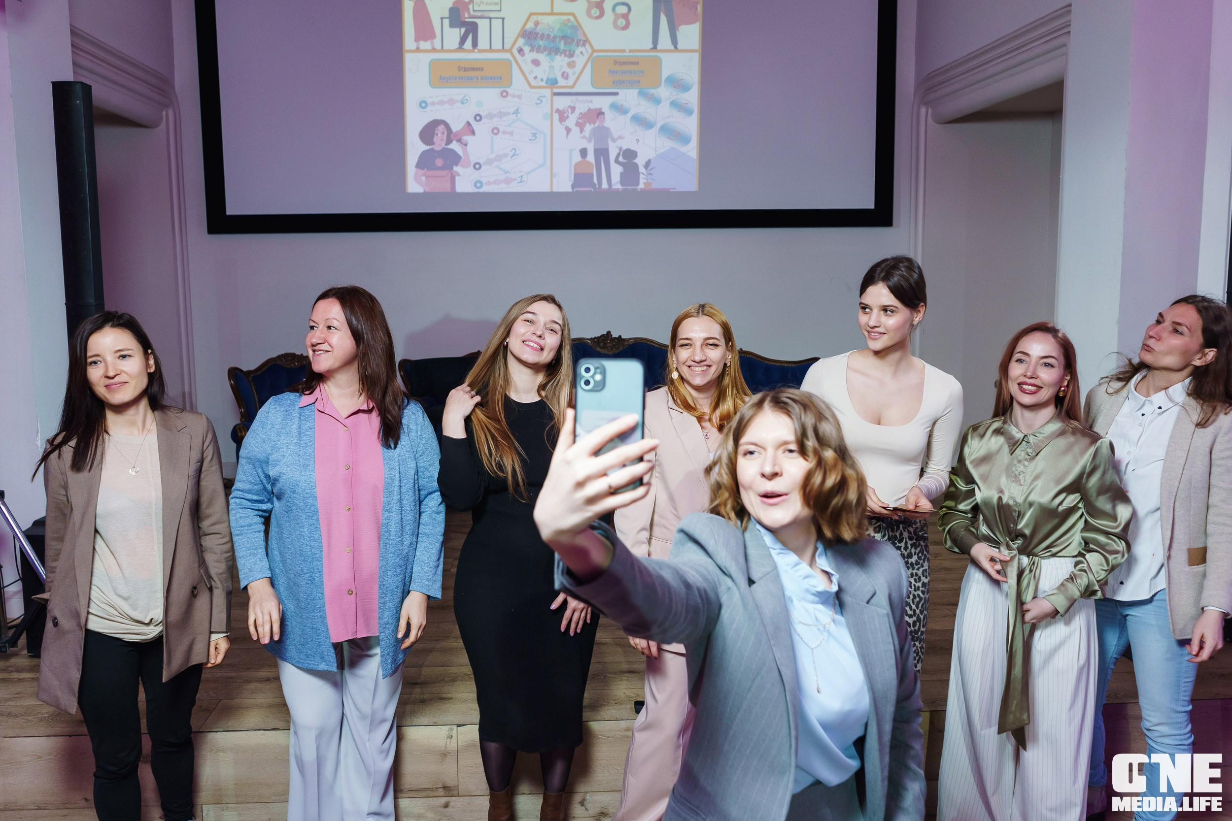 Форум Мой Бизнес — ДЕВИЧНИК. One Media Life: фоторепортажи, фотоотчеты с мероприятий и заведений