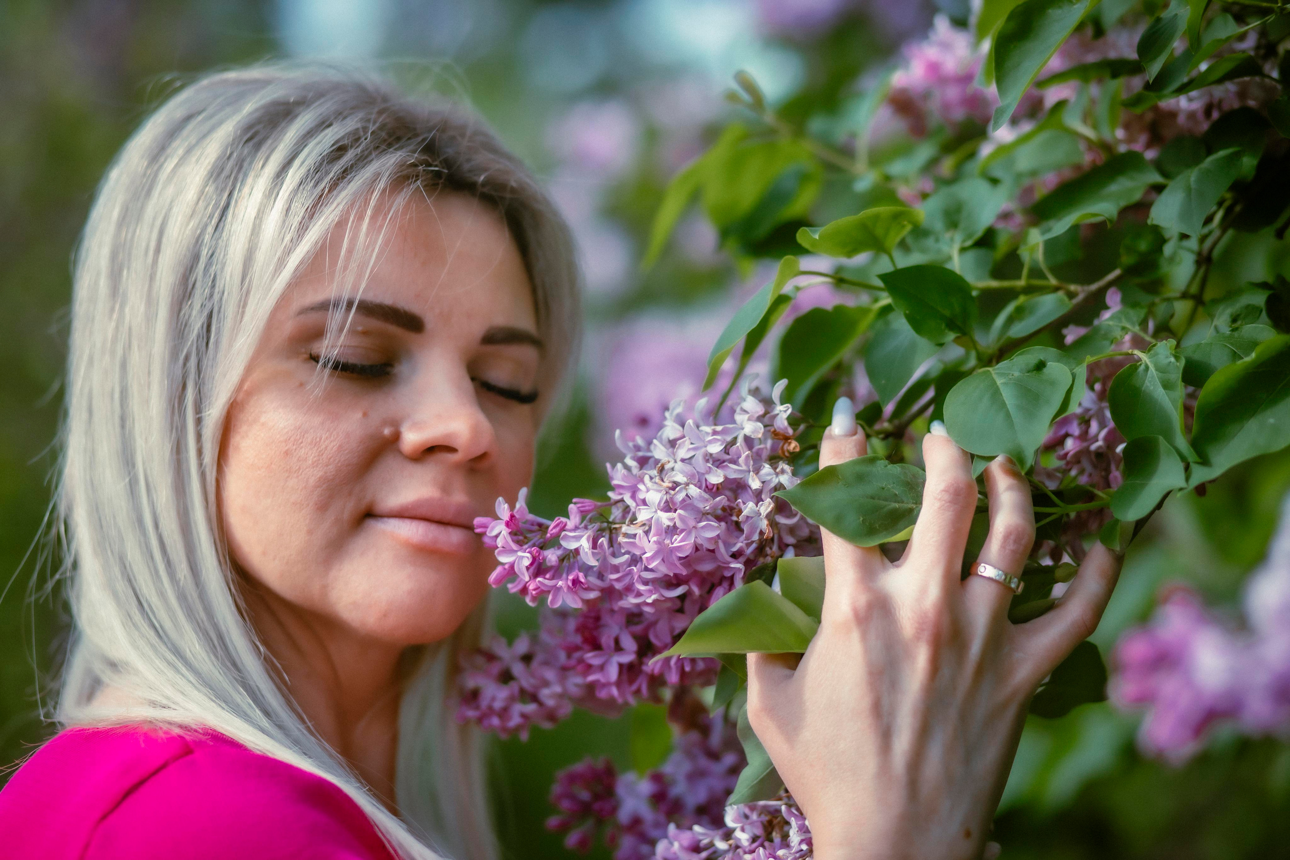 Фотосессия в сирени Елены с дочерью Сашей. Фотограф и видеограф в Ставрополе Инна Попова