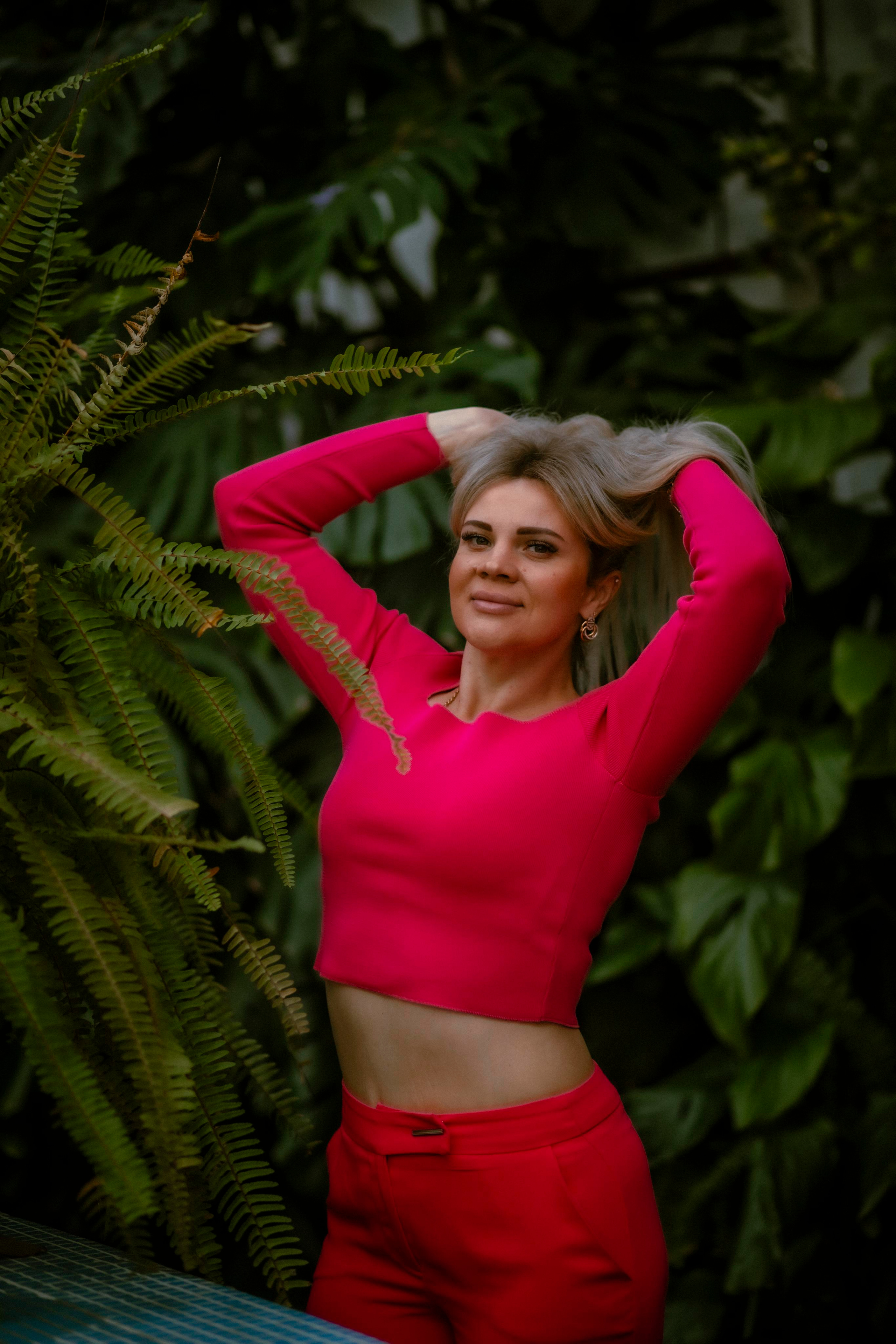 Фотосессия в сирени Елены с дочерью Сашей. Фотограф и видеограф в Ставрополе Инна Попова