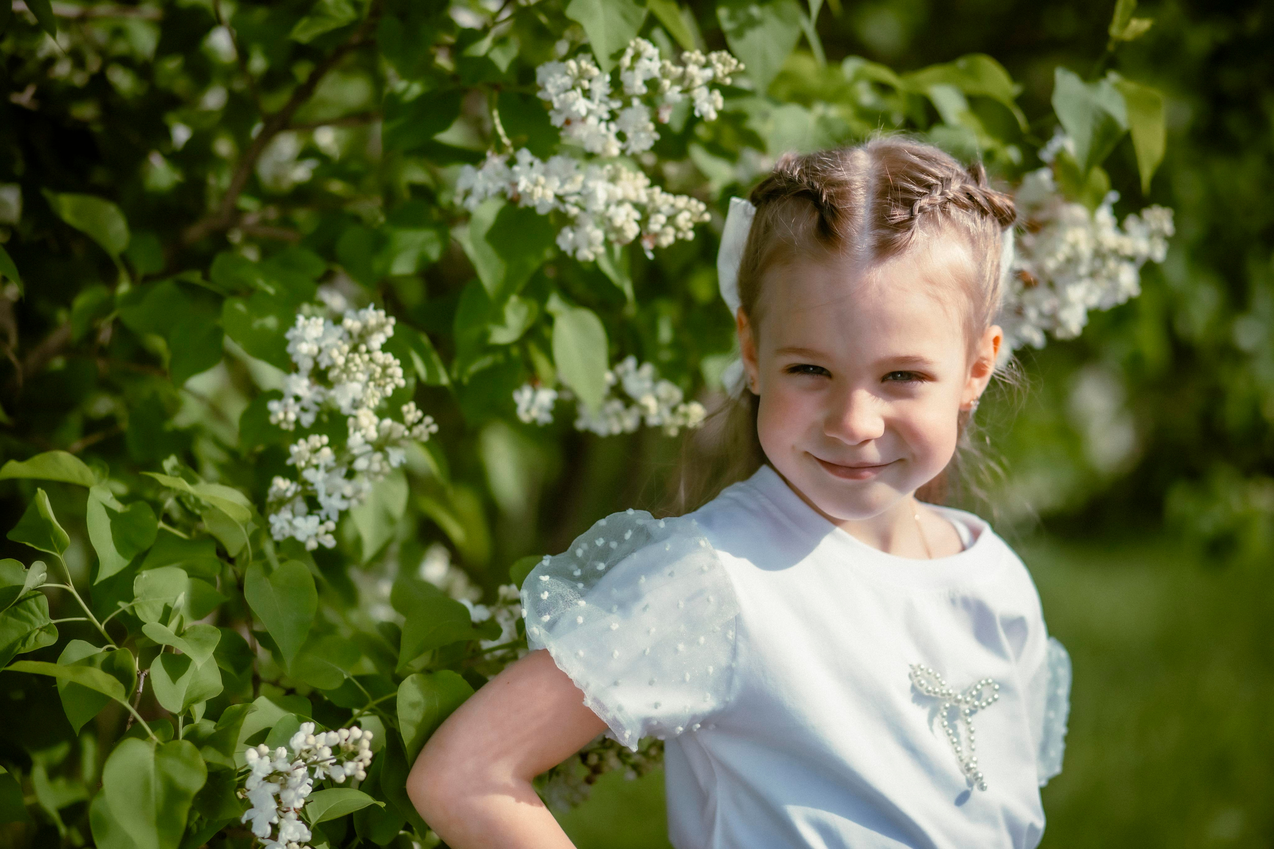 Фотосессия в сирени Елены с дочерью Сашей. Фотограф и видеограф в Ставрополе Инна Попова