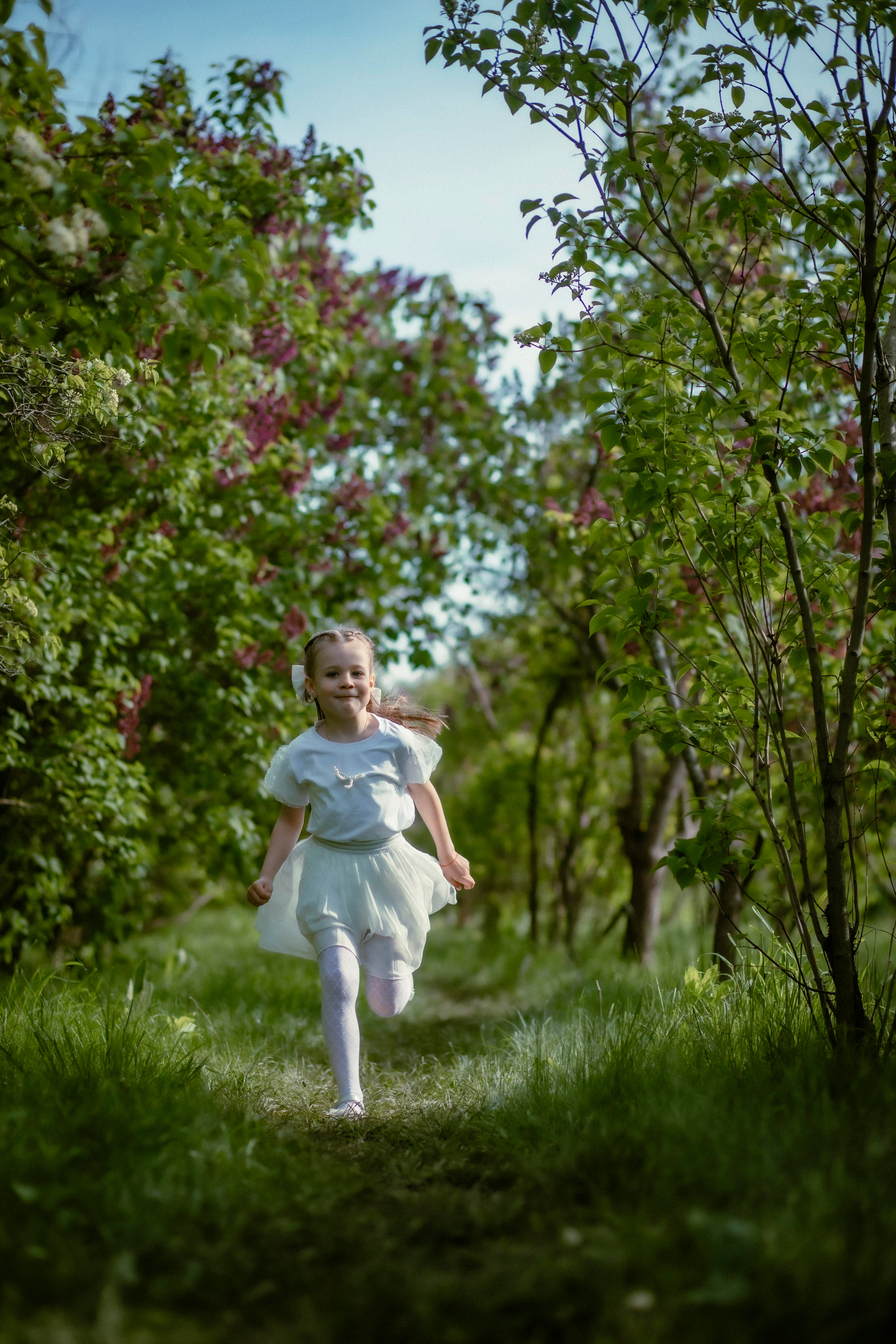 Фотосессия в сирени Елены с дочерью Сашей. Фотограф и видеограф в Ставрополе Инна Попова