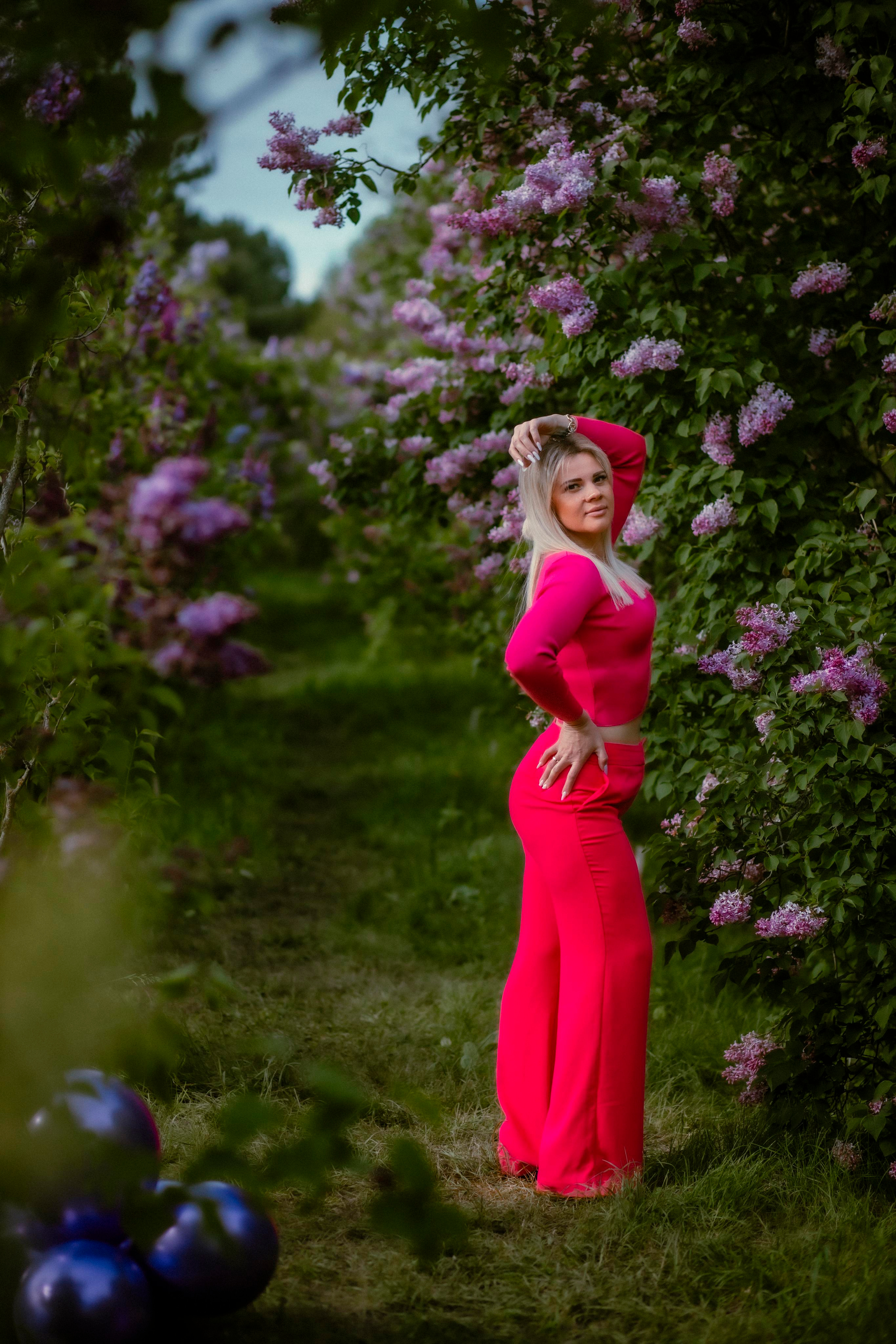 Фотосессия в сирени Елены с дочерью Сашей. Фотограф и видеограф в Ставрополе Инна Попова