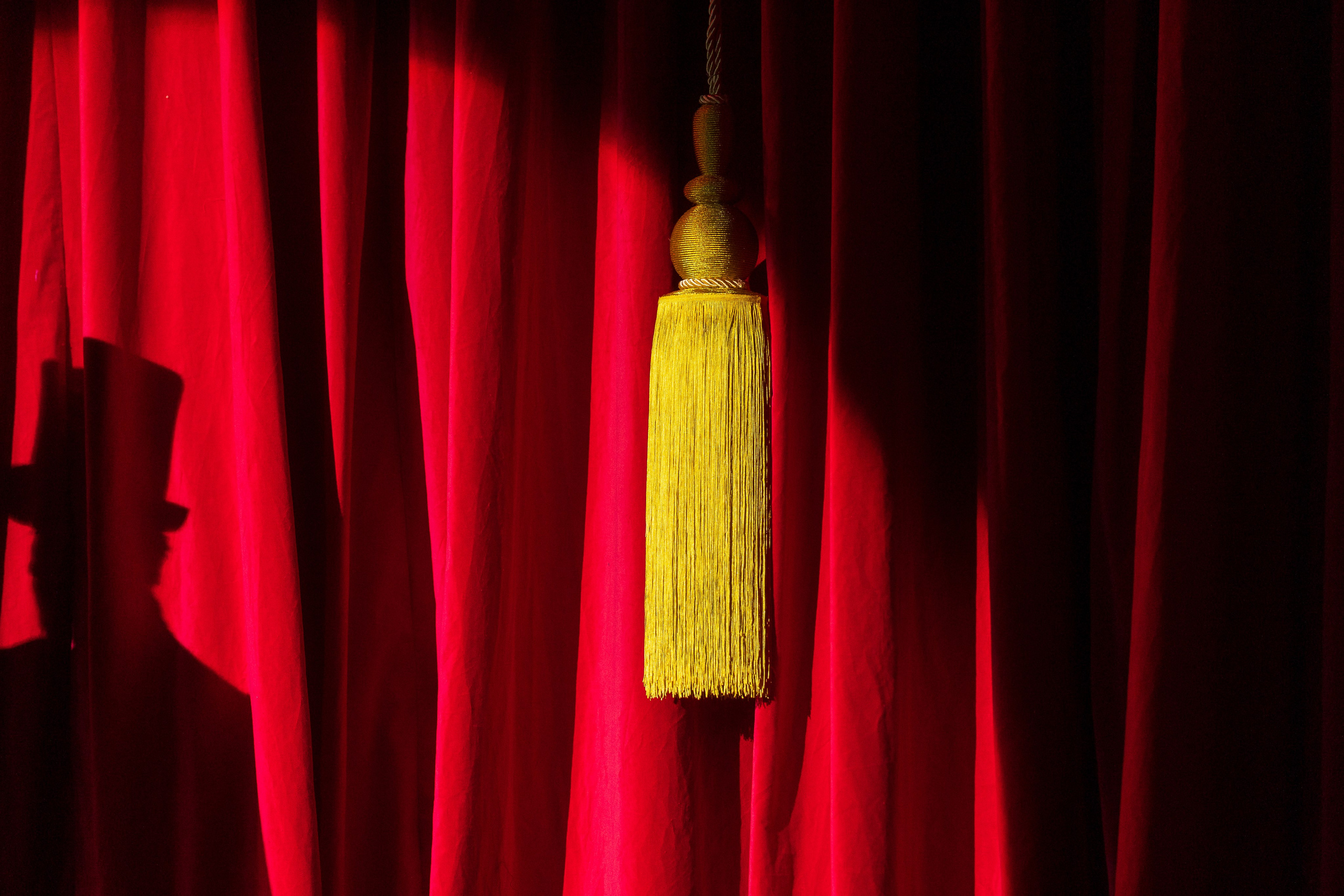 Мягкие декорации для спектакля «Две Анны» | БДТ им. Товстоногова. История занавеса. Превращаем идею в технологию