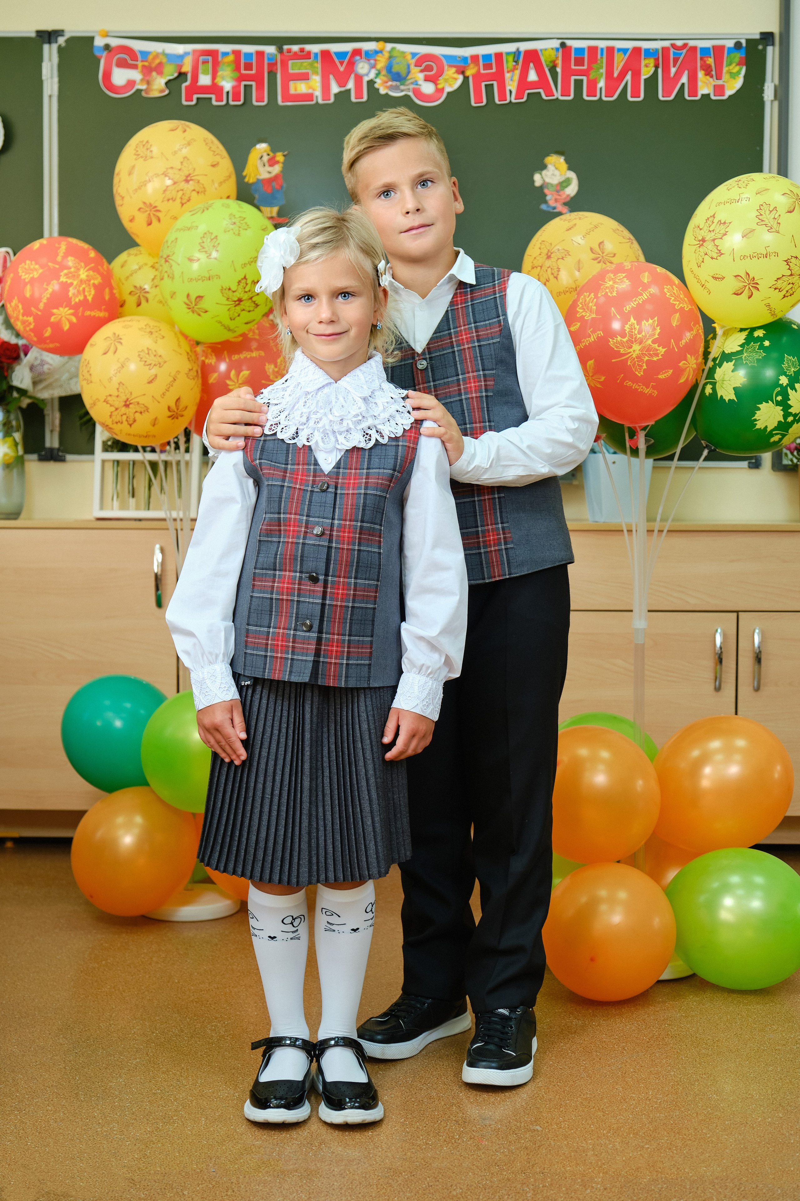Фотосессия 1 сентября для 1 класса в школе | Фотограф на 1 сентября в Самаре