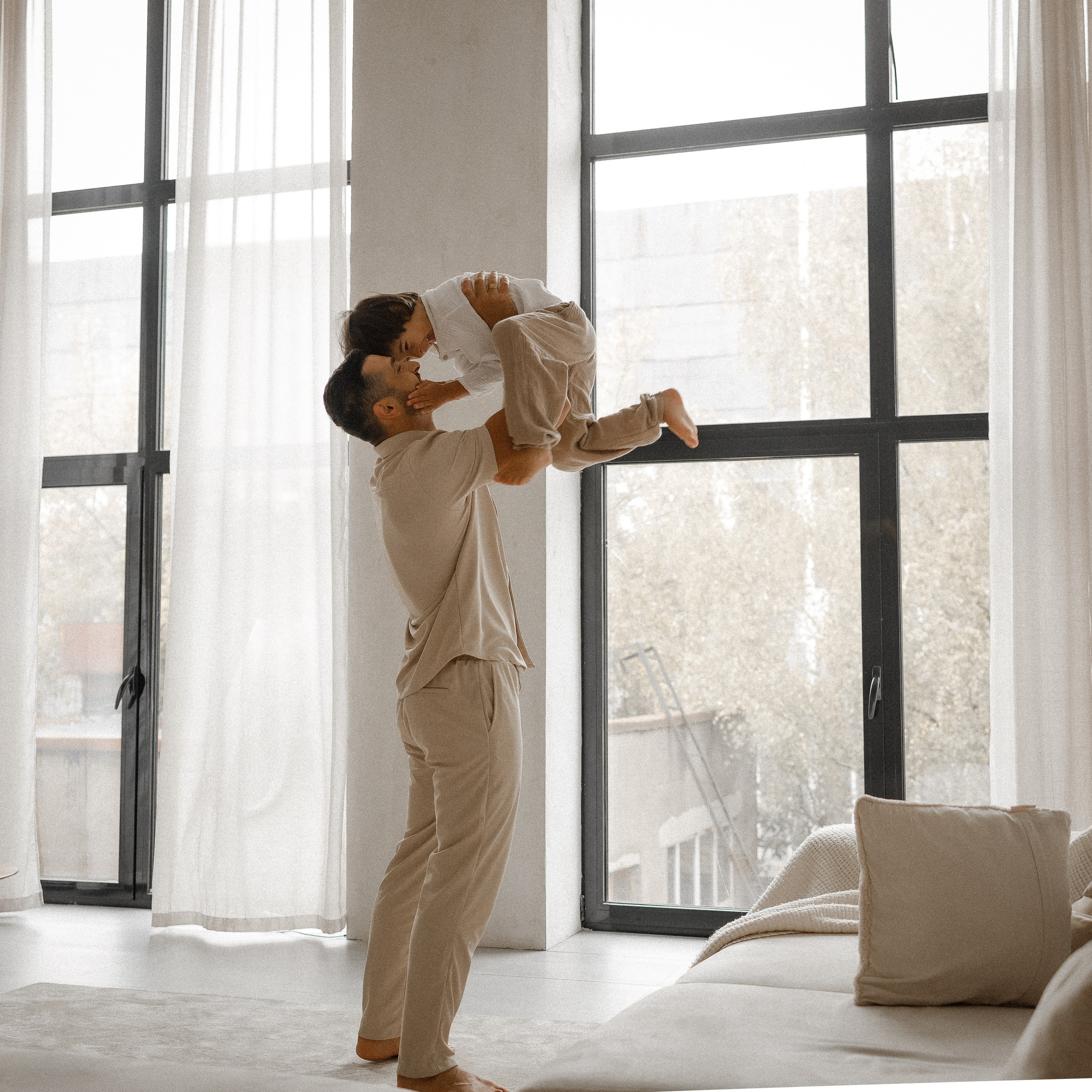 семейная фотосессия в студии с детьми в москве, детская фотосессия в фотостудии в москве, уютные нежные семейные фотосессии в москве, семейная беременная фотосессия в москве с детьми, фотосессия беременности с мужем в москве, светлые фотостудии в москве, стильные семейные фотосессии в москве, фотосессии в стиле lifestyle, фотосессии в стиле лайфстайл в москве, Семейная фотография в москве , семейный фотограф в москве , семейная фотосессия в москве , семья , детская фотография , фотограф , женский портрет , фотосессия , детский портрет , детский фотограф , lovestory , новогодняя фотосессия , детское фото , детская фотосессия , эмоциональные семейные фотосессии в москве, портретная фотография в москве, заказать семейный фотоальбом в москве