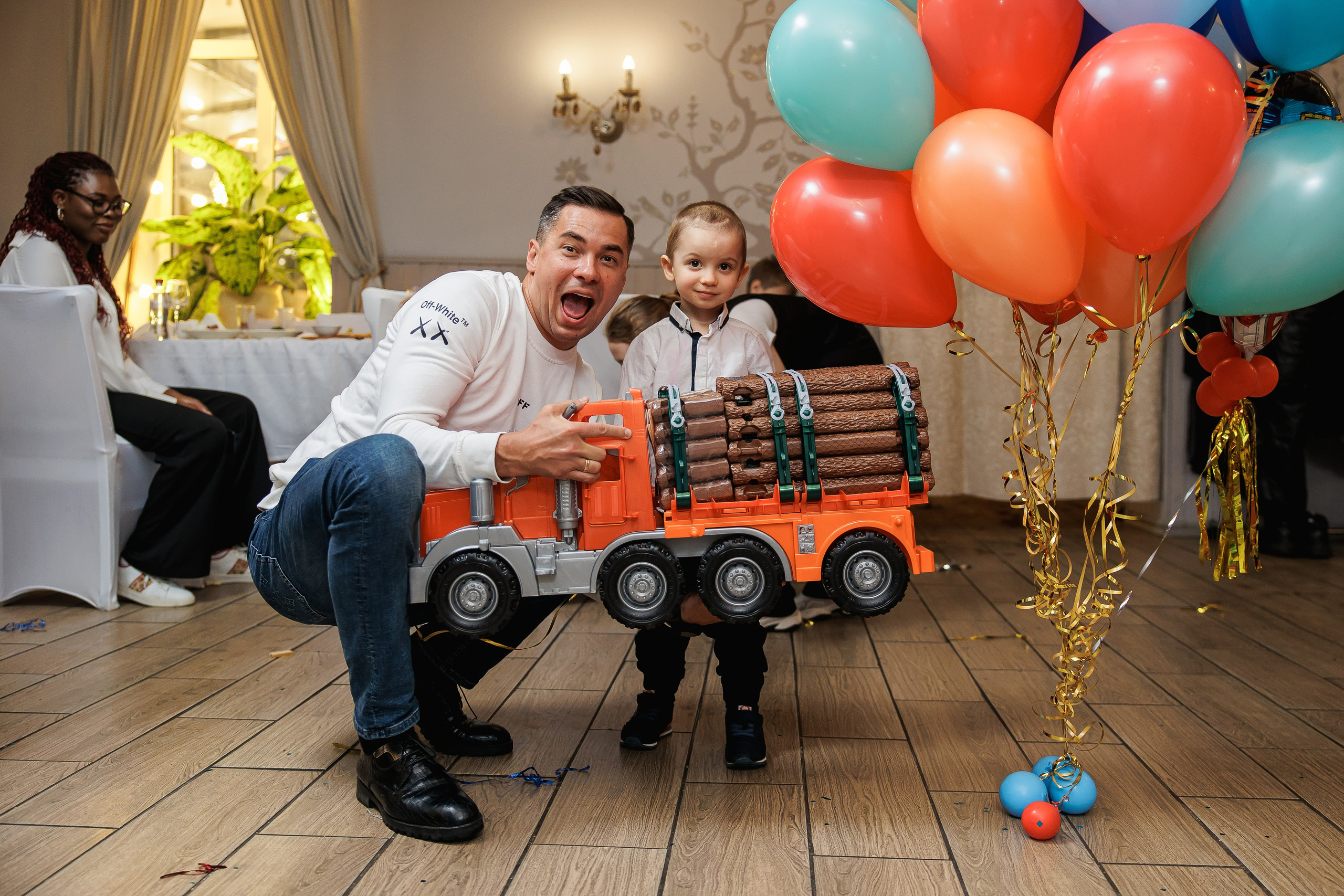 День Рождения Леона