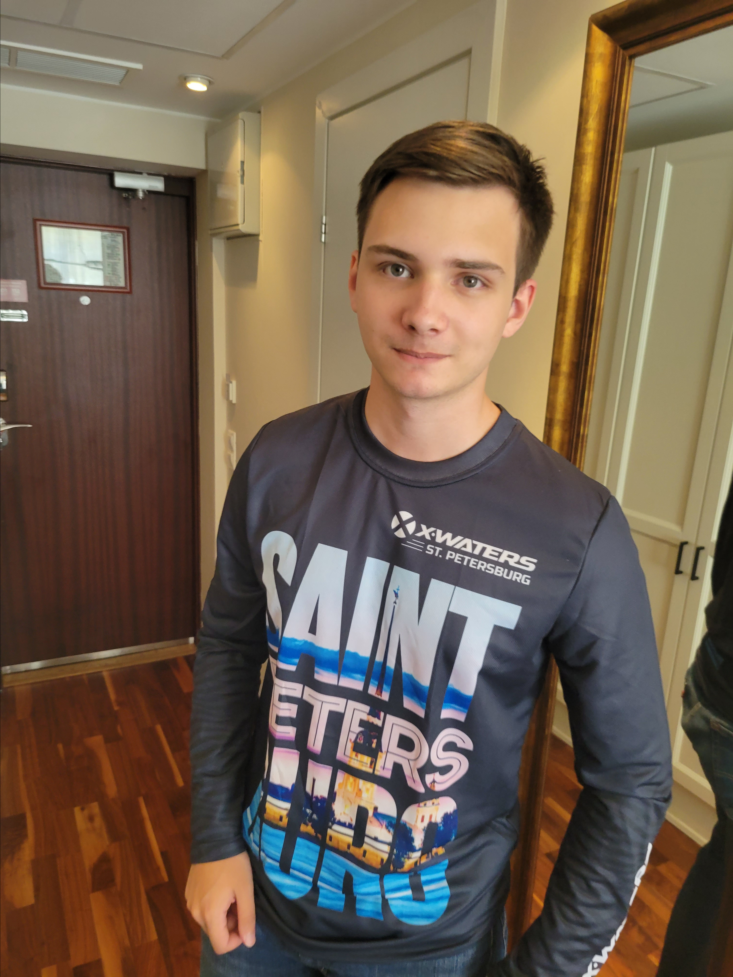 Morning flight to SPb. Registered when came into the city, got start packages. Green swim-cap for 900 m.