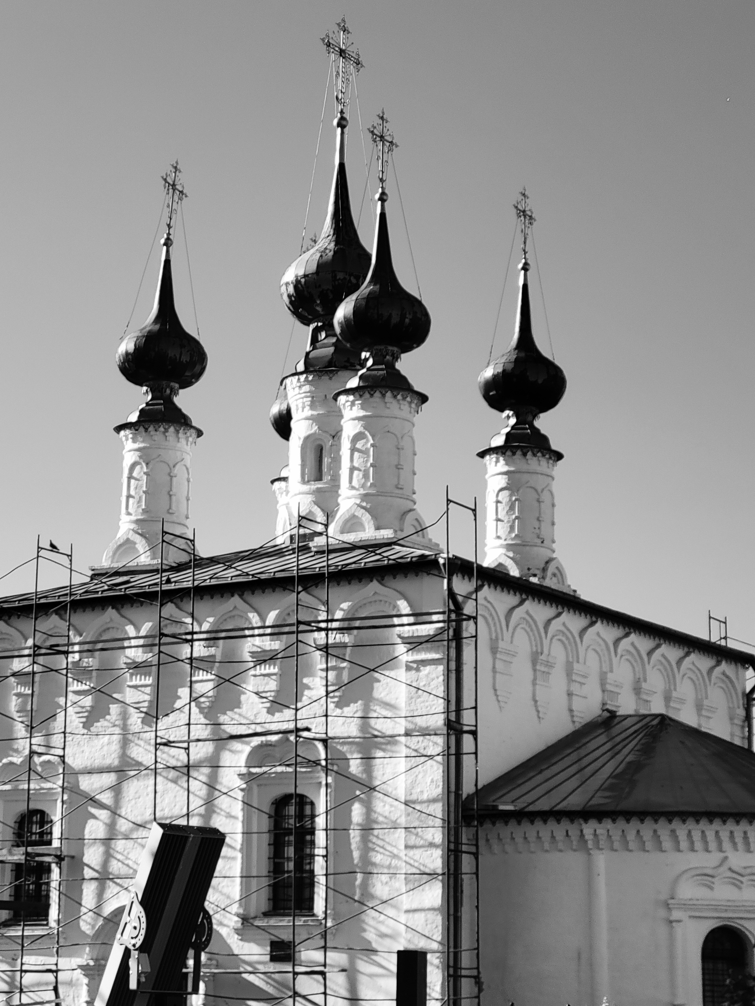 Часть требует ремонта, но не потому, что заброшено, а потому, что - Древность