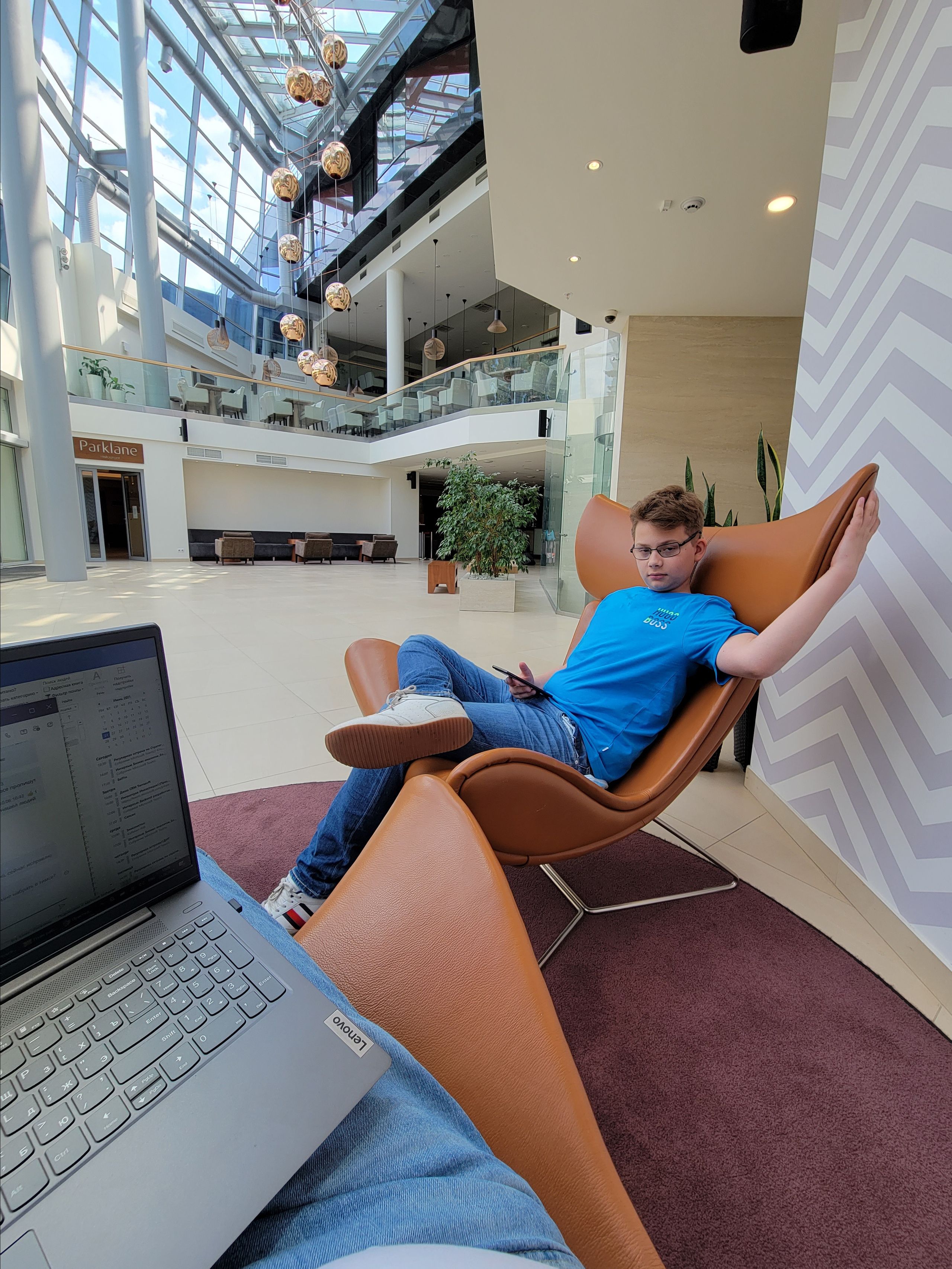 Пока кто-то отдыхает на каникулах