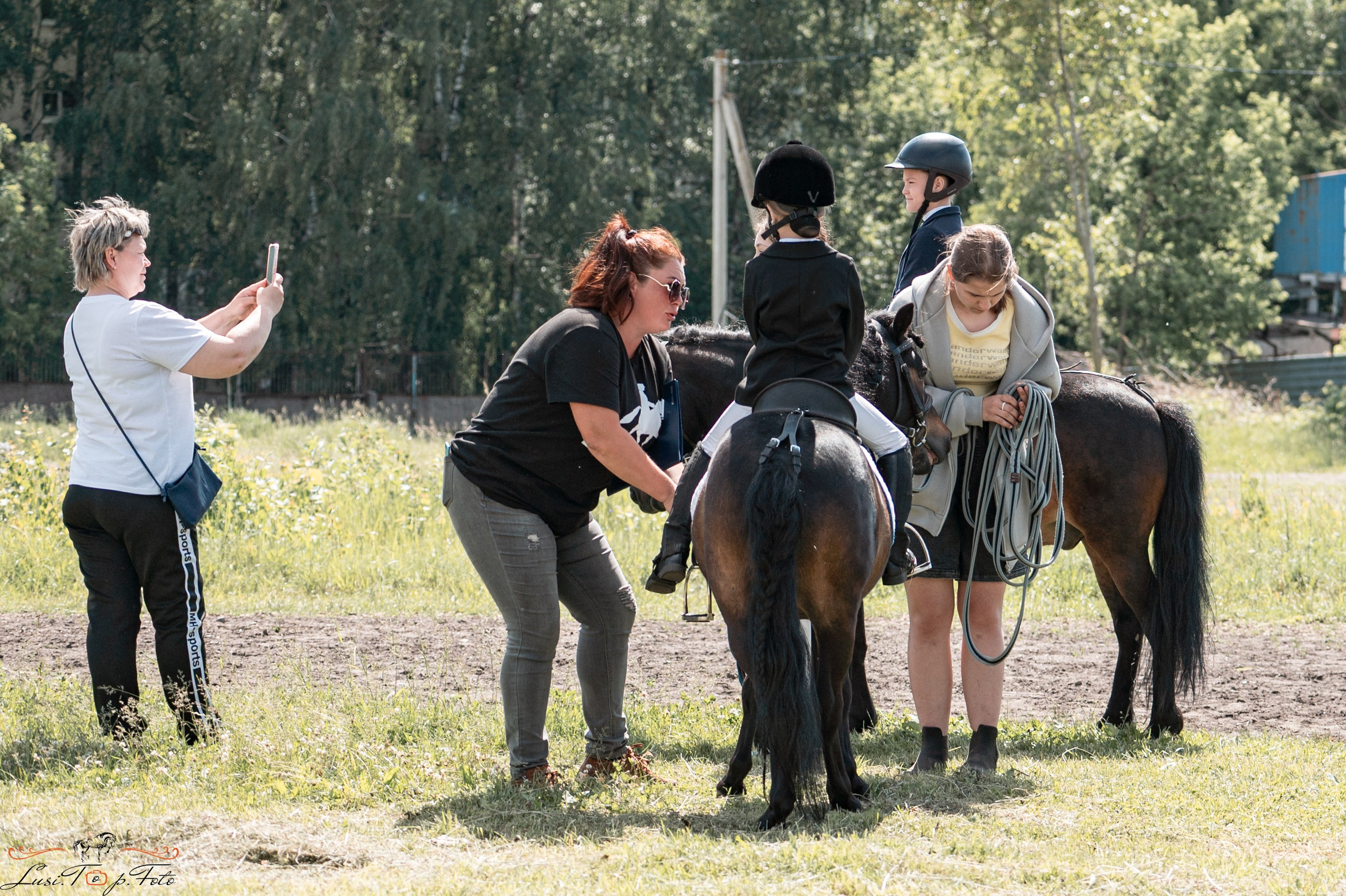 Областные соревнования по выездке. Тверь. Конный и фотограф с животными в Твери Топталова Люся