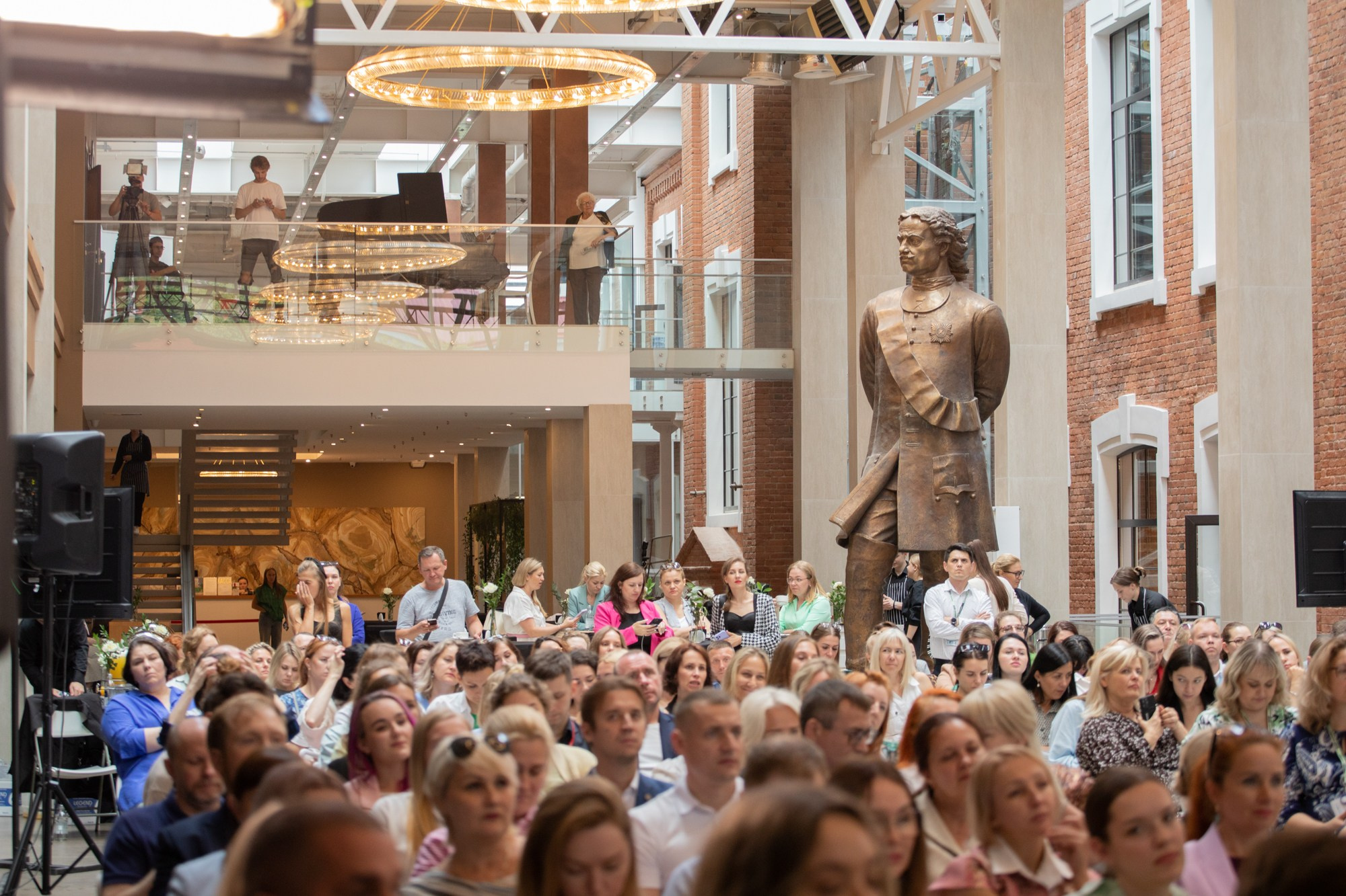 Репортажный фотограф на мероприятие в Крыму. Фотограф в Крыму и Краснодарском крае: репортажная, интерьерная и промышленная фотосъёмка