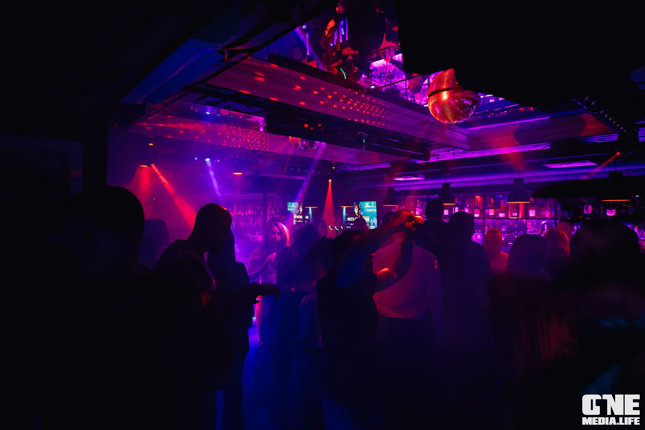 Dj Alexey Viper в Nisha. One Media Life: фоторепортажи, фотоотчеты с мероприятий и заведений