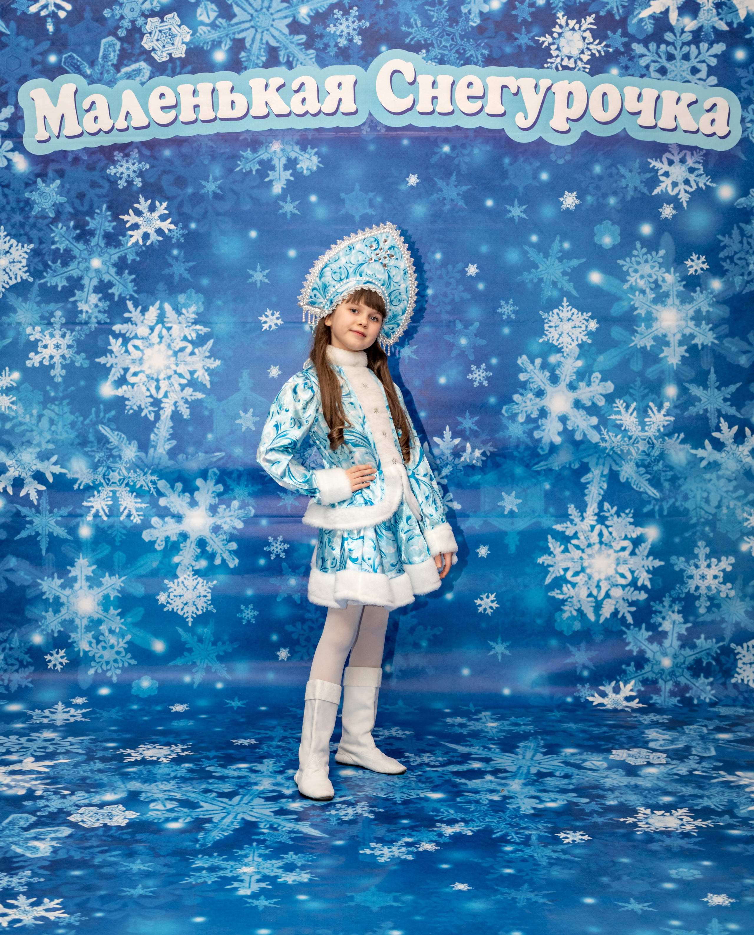 Фотосессия Маленьких Снегурочек. Фотограф в Красноярске. Портреты, семья, прогулки по городу и ваши праздники