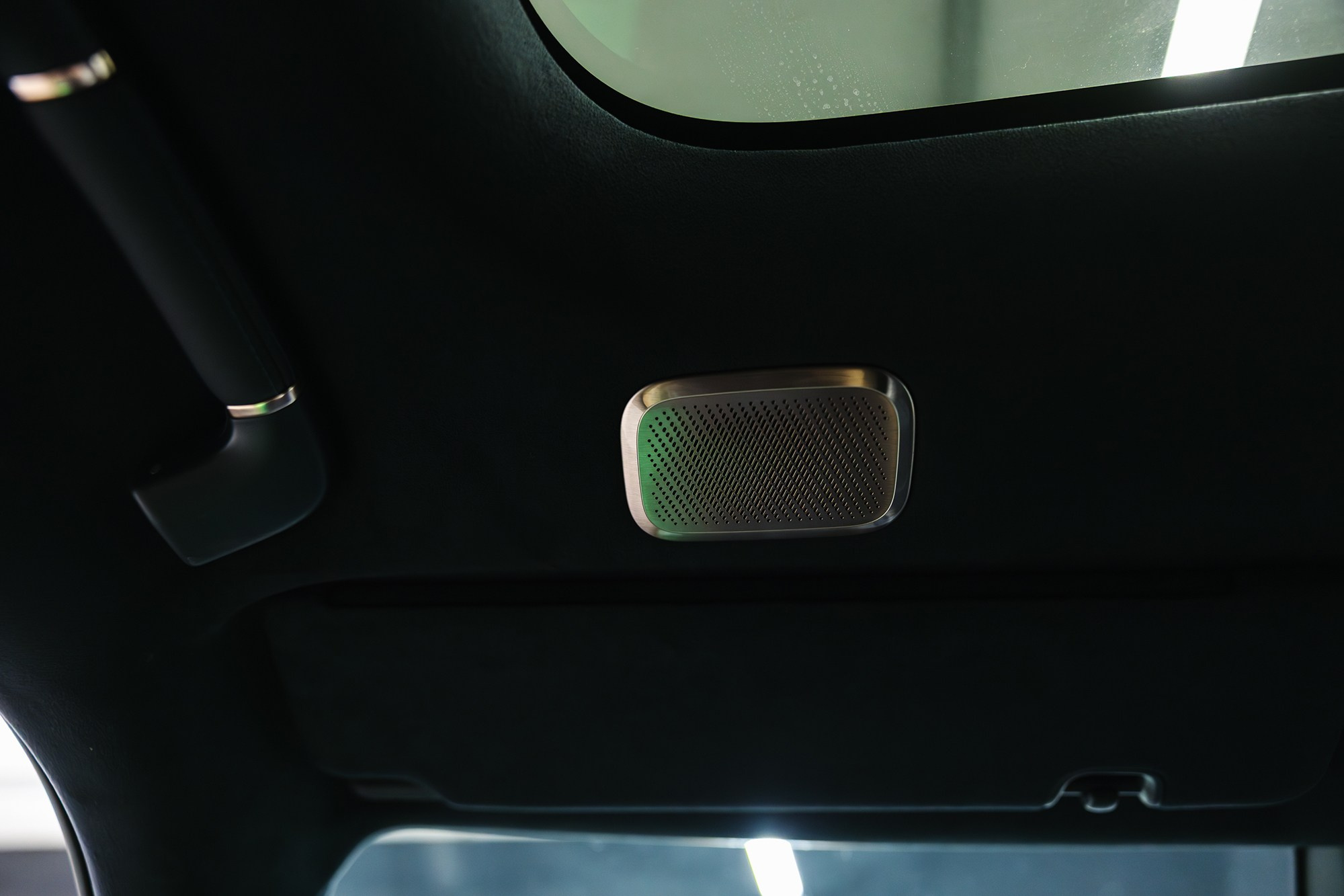 Lynk & Co 900 Ultra 2,0hyb 4WD AT (734 л. с.). Автосалон «Х-Авто»