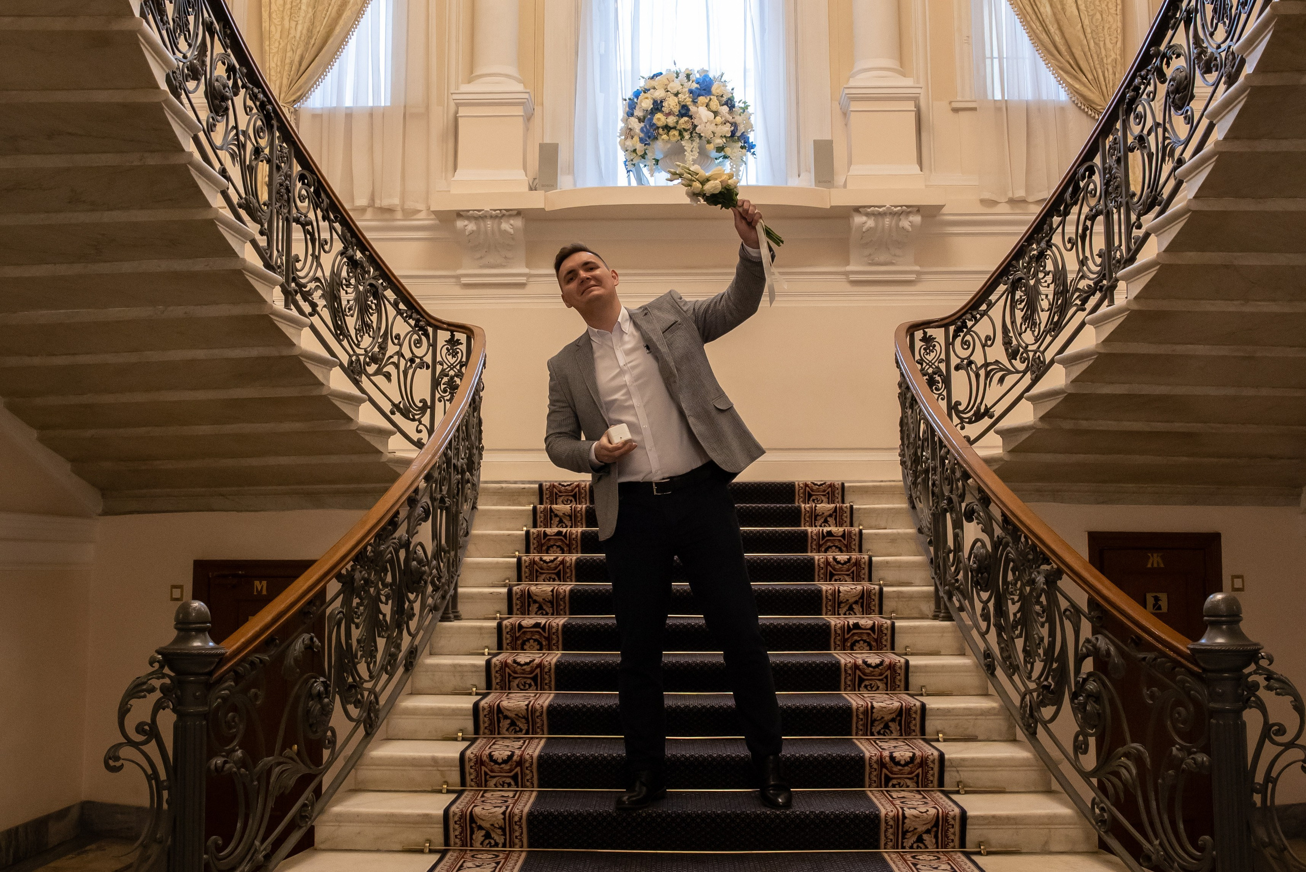 Свадебный фотограф СПб Цена Качество Профессионал Комфорт Радость. ФОТОГРАФ РАДОСТИ Фотосессия в студии СПб. Портретный фотограф — Юрий Торлопов