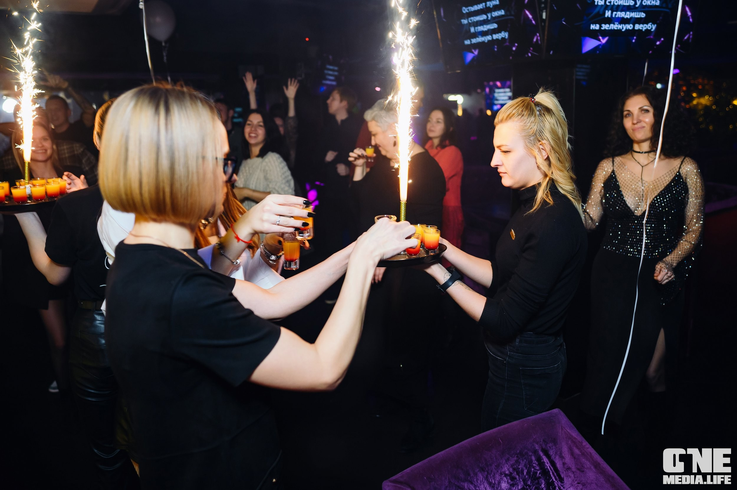 Фоторепортаж из караоке-клубе Эйфория. One Media Life: фоторепортажи, фотоотчеты с мероприятий и заведений