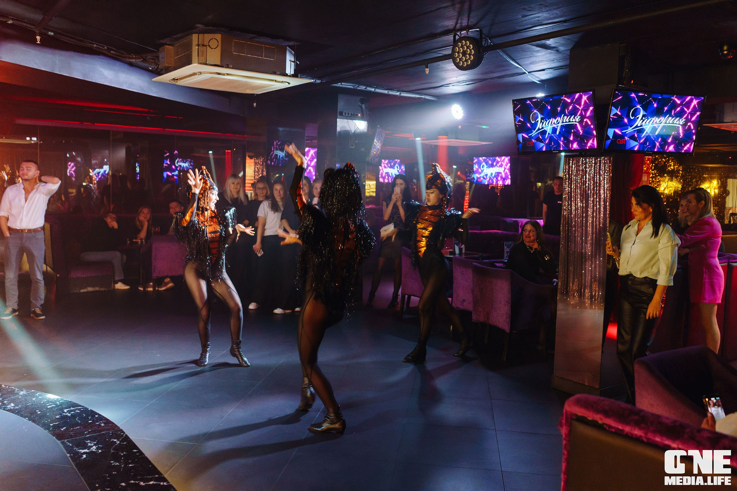 Фоторепортаж из караоке-клуба Эйфория. One Media Life: фоторепортажи, фотоотчеты с мероприятий и заведений