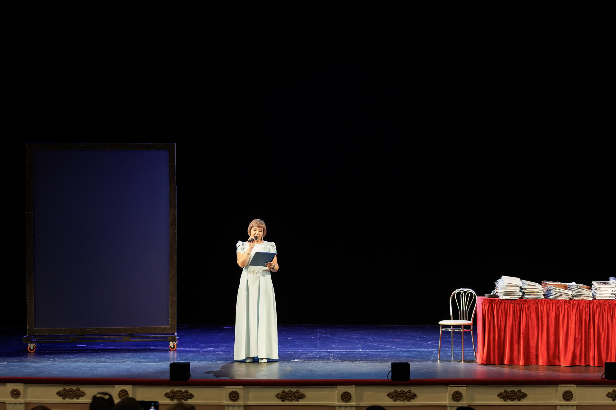 Выпускной вечер в Севастопольской гимназии № 1 имени А. С. Пушкина. Свадебный фотограф, фотосъемка в Крыму, Севастополе, Симферополе, Ялте