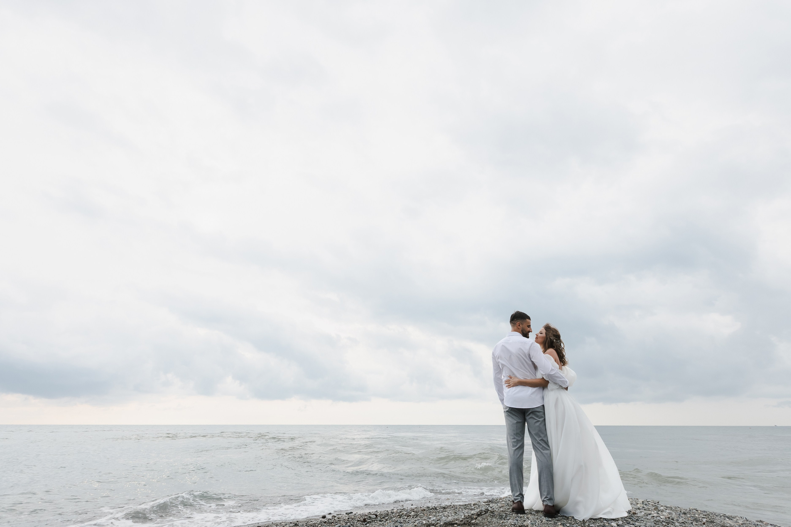 Фотограф Адлер. Идеальная фотосессия на фоне моря. Свадебный фотограф в Абхазии, Сухум, Гагра, Сочи