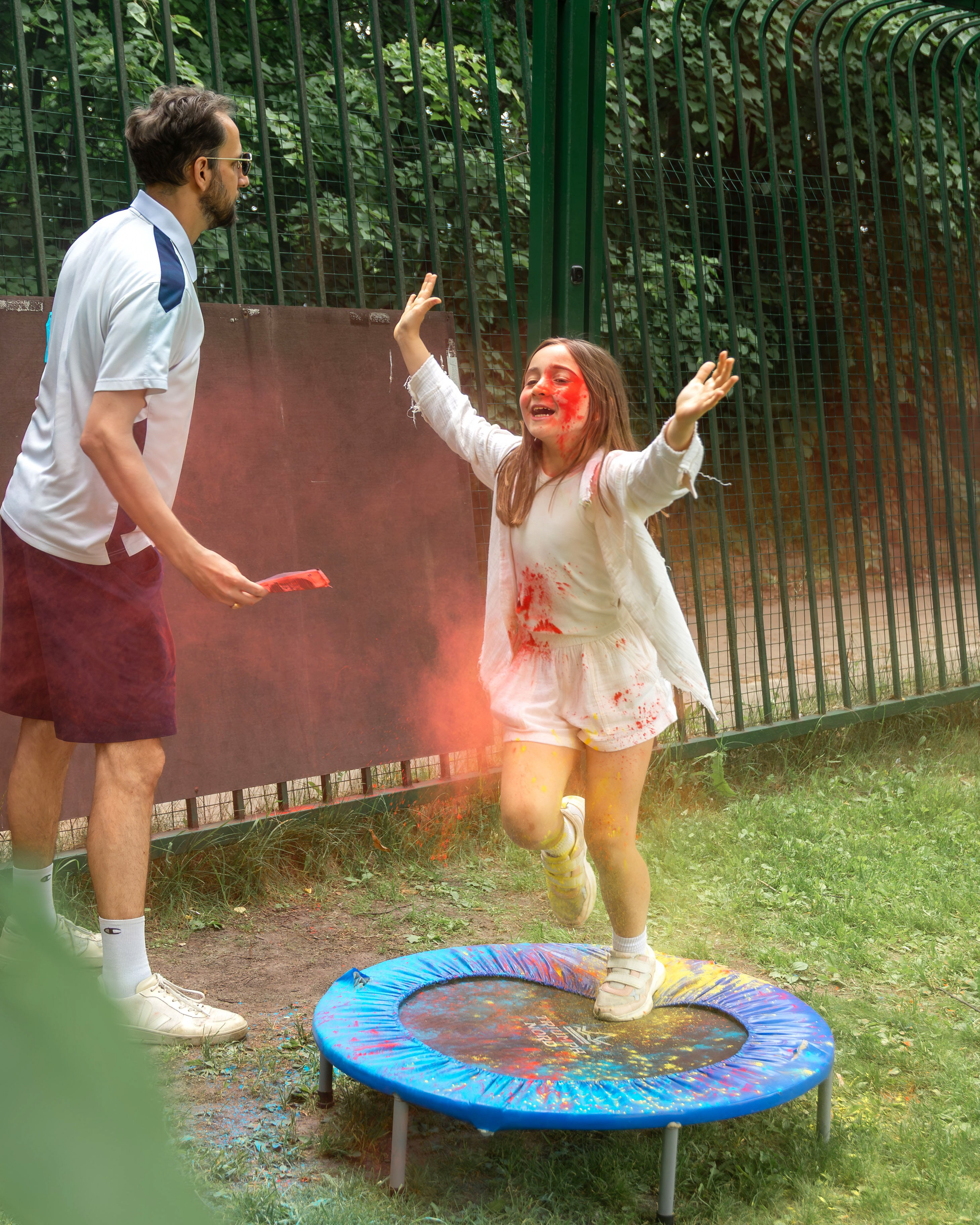 The International School of Moscow. Color Day. Выпускные альбомы для школы и детского сада — школьный фотограф Подольск, Троицк, Щербинка, Москва