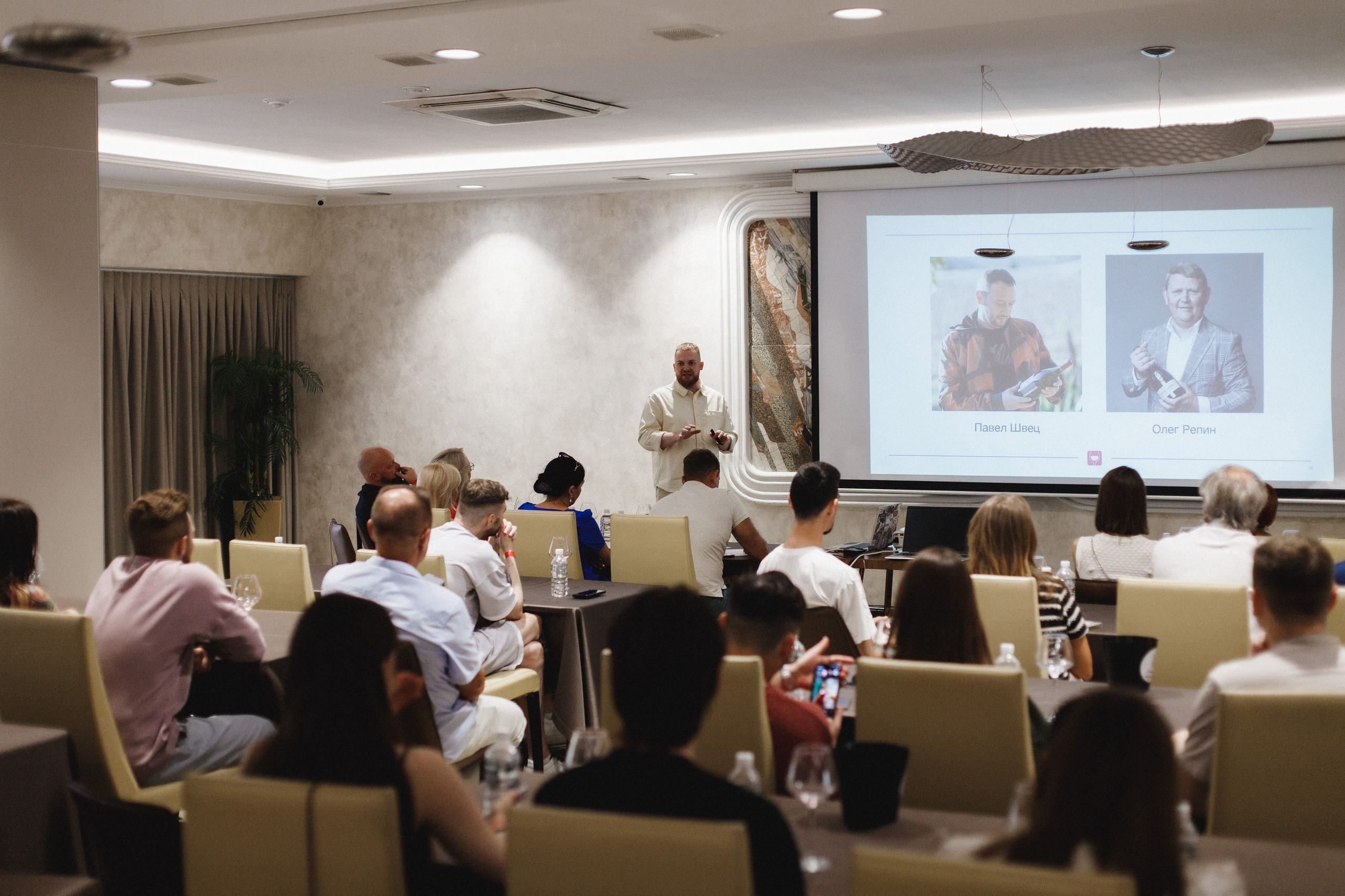 ФЕСТИВАЛЬ РОССИЙСКОГО ВИНА. СВОИ. ФОТООТЧЕТЫ-СОБЫТИЯ-МЕСТА