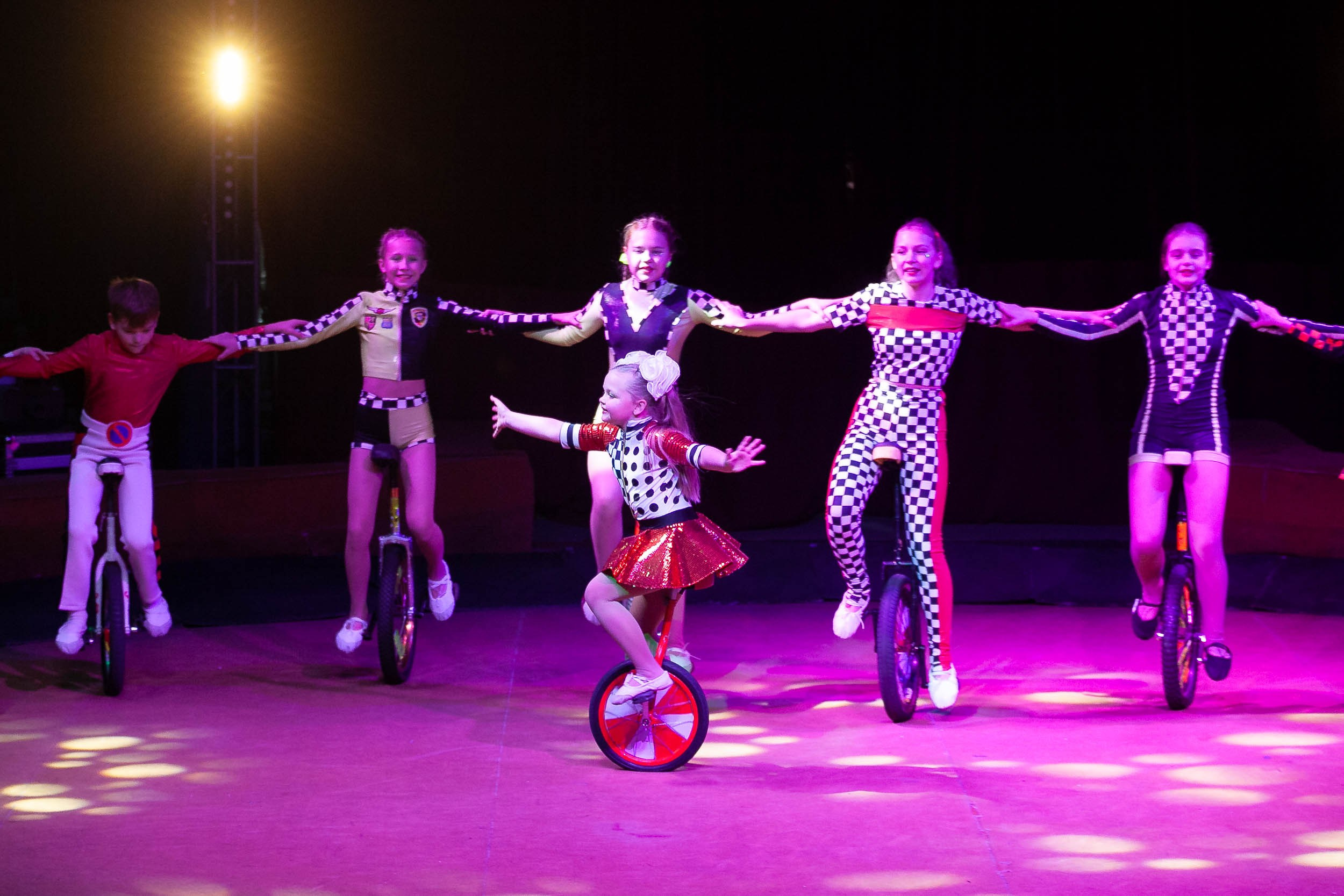 Фотосъемка циркового представления цирка «Креатив»