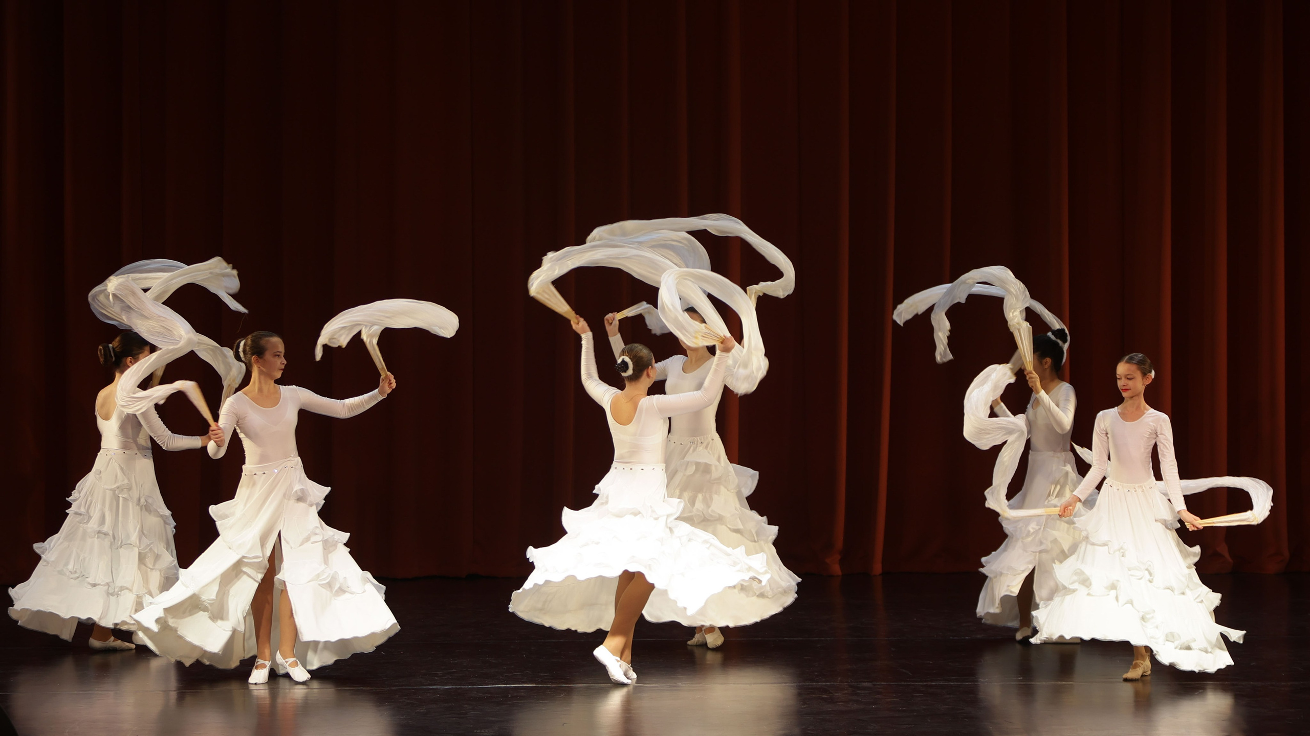 Фестиваль хореографического искусства «КУБОК ЛЕГЕНДЫ — 2025». Выпускные альбомы и школьный фотограф в Подольске, Троицке, Щербинке, Москве и Московской области