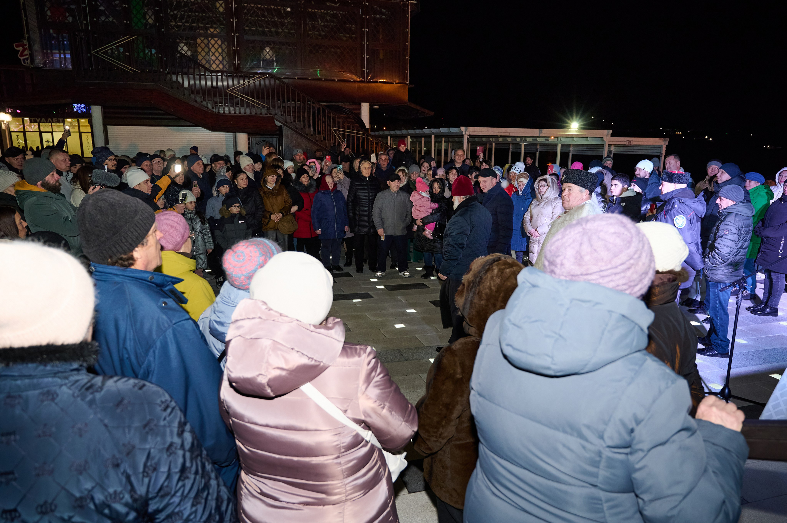 Крещенские купания. Жизнь курорта Кабардинка в фотографиях