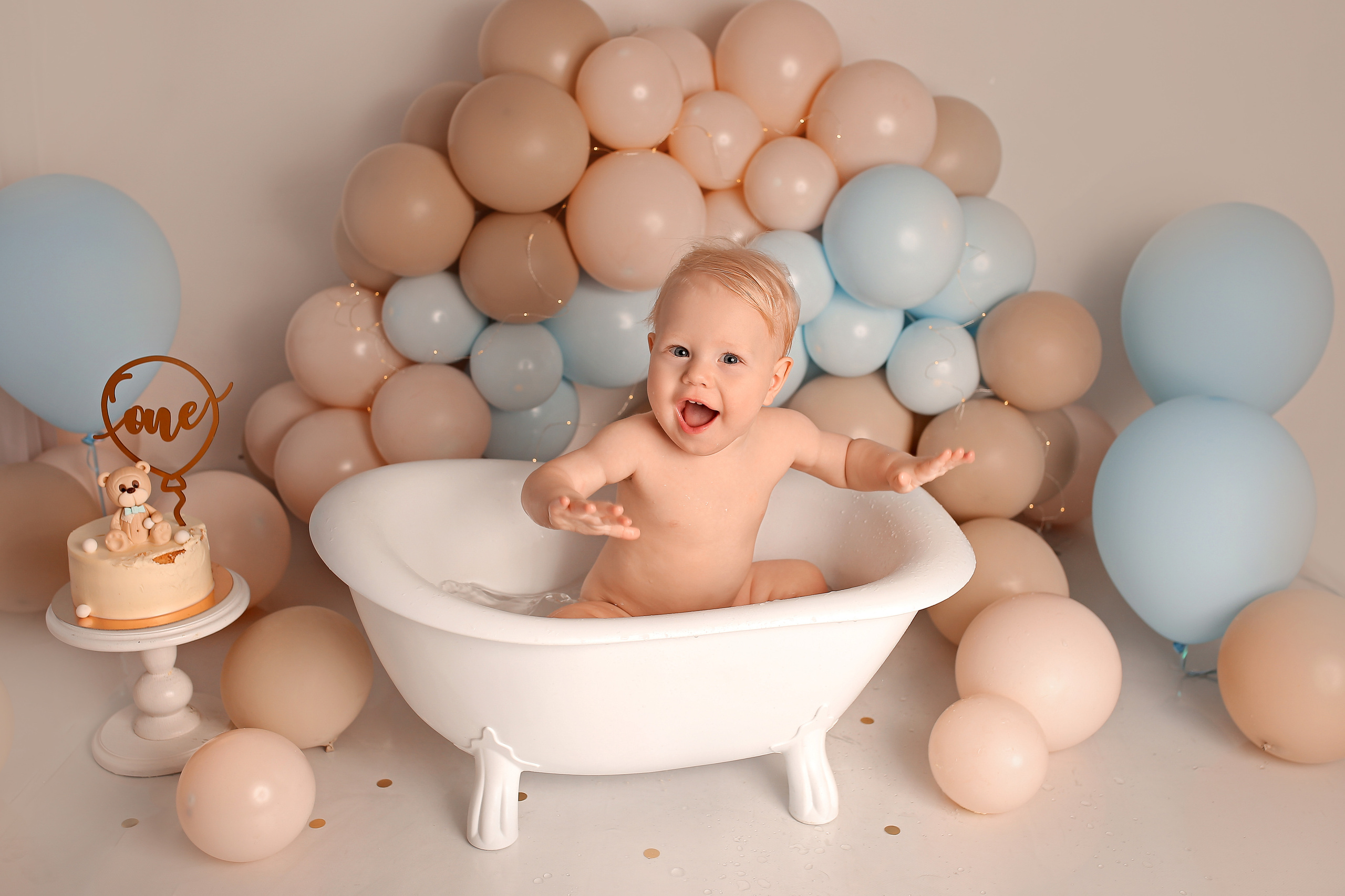 Первый тортик. Фотограф новорождённых и малышей до года в Оренбурге Елена Кульниязова