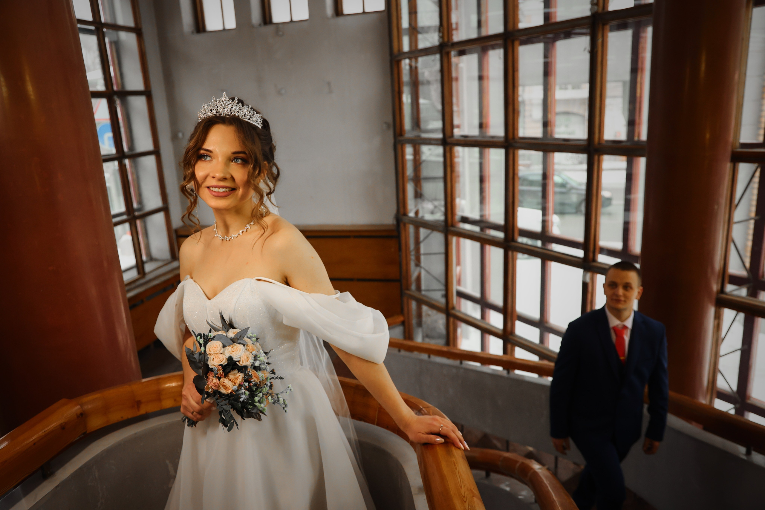 Необычные свадебные фотографии в Самаре Саши и Софьи. Свадебный видеограф и свадебный фотограф в Самаре Олег Слеб