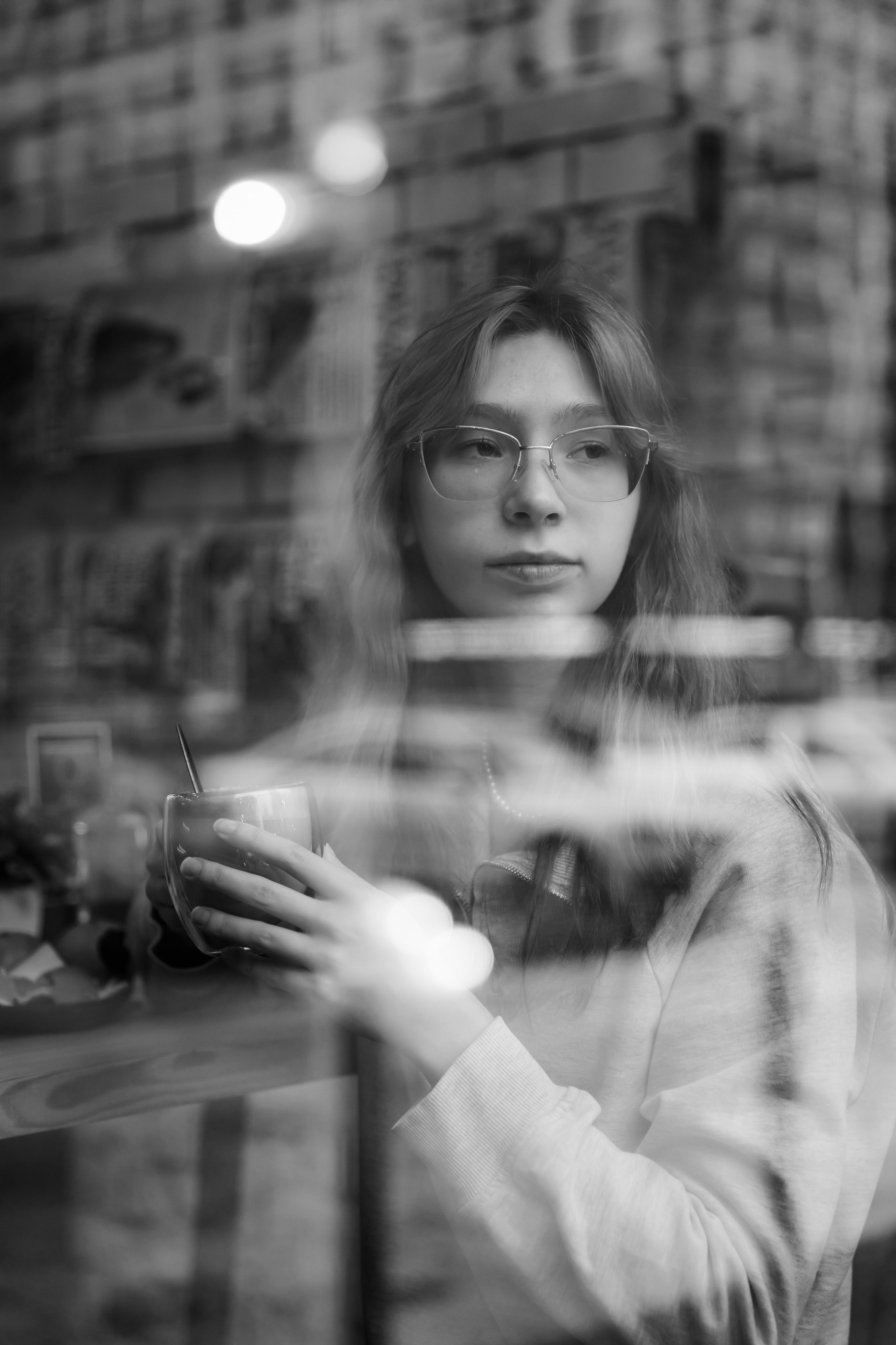 Портретная фотосессия в кафе. Интерьеры, Контент, Портреты | Фотограф в Москве Дани Терно