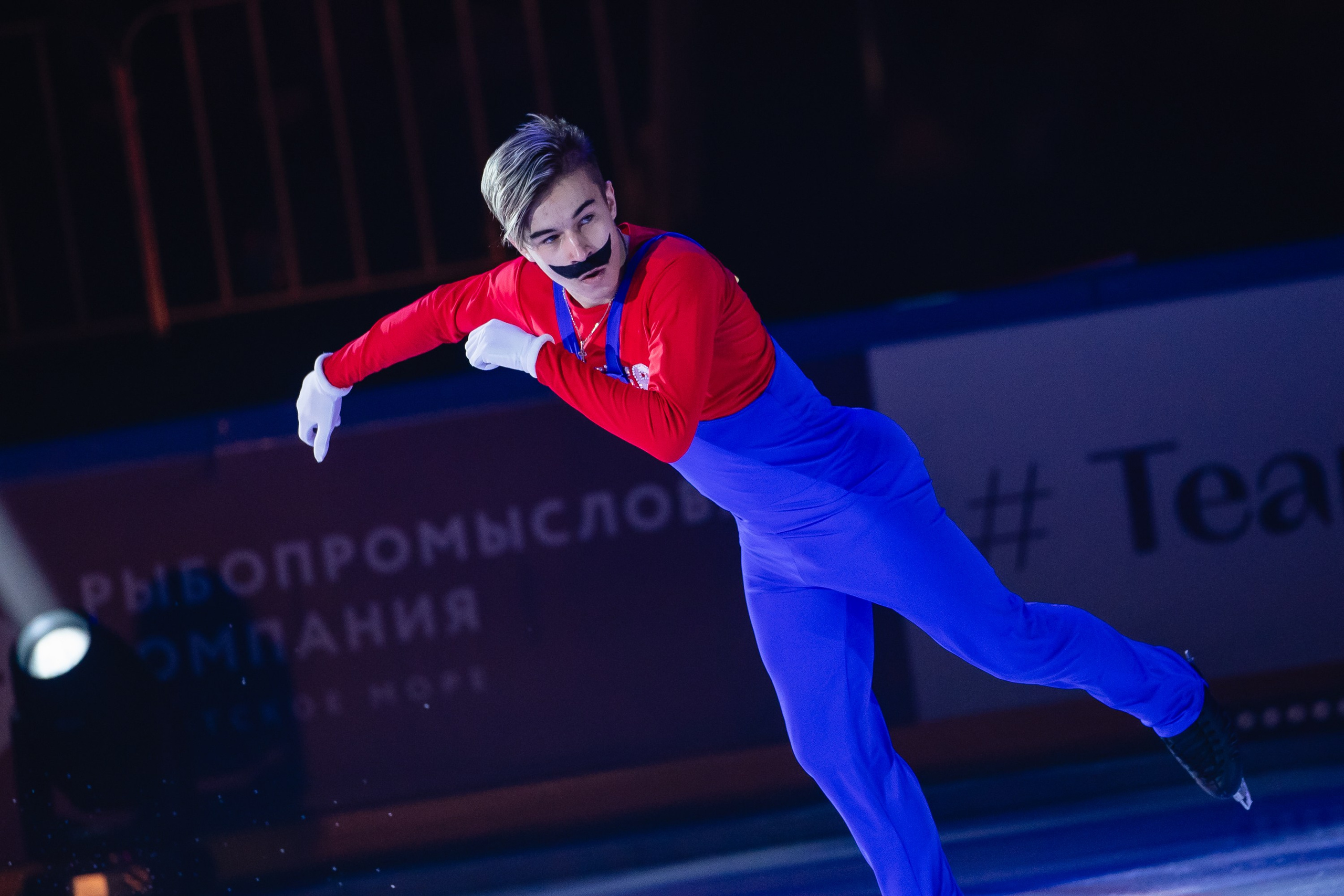 Шоу «Чемпионы на льду» в Новосибирске. Воробьева Ксения — Спортивный и танцевальный фотограф Новосибирск