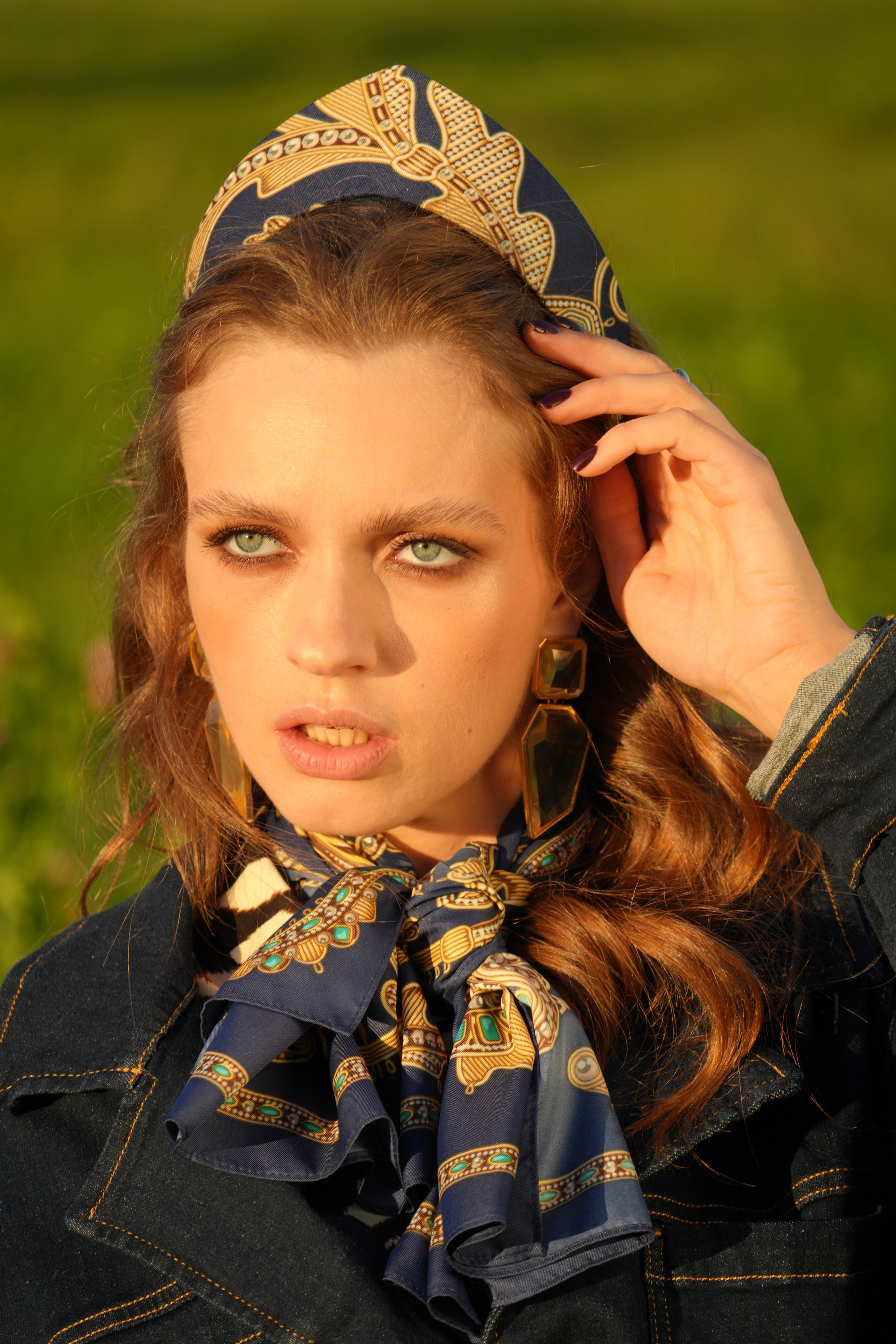 #backstage со съёмок команды в загородном доме. Портретный фотограф в Санкт-Петербурге Дмитриева Наталия