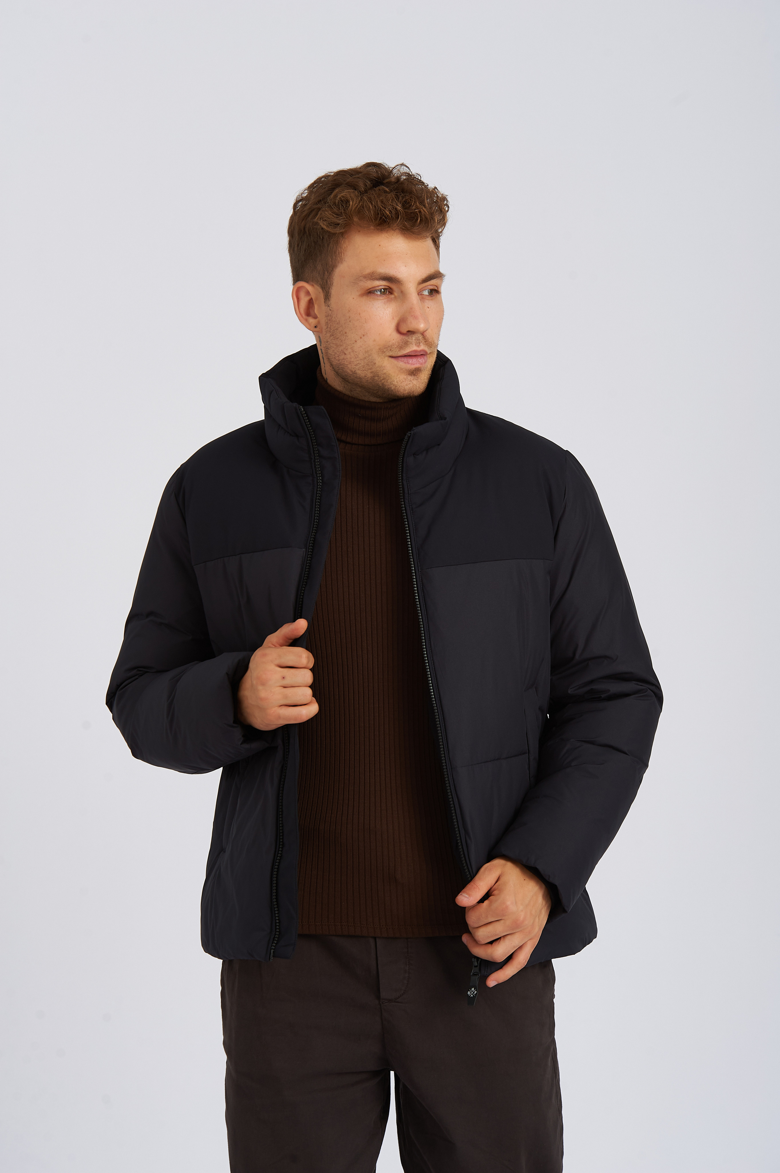 Каталоги. Создание ИИ контента, фотосессии, инфографика в Москве