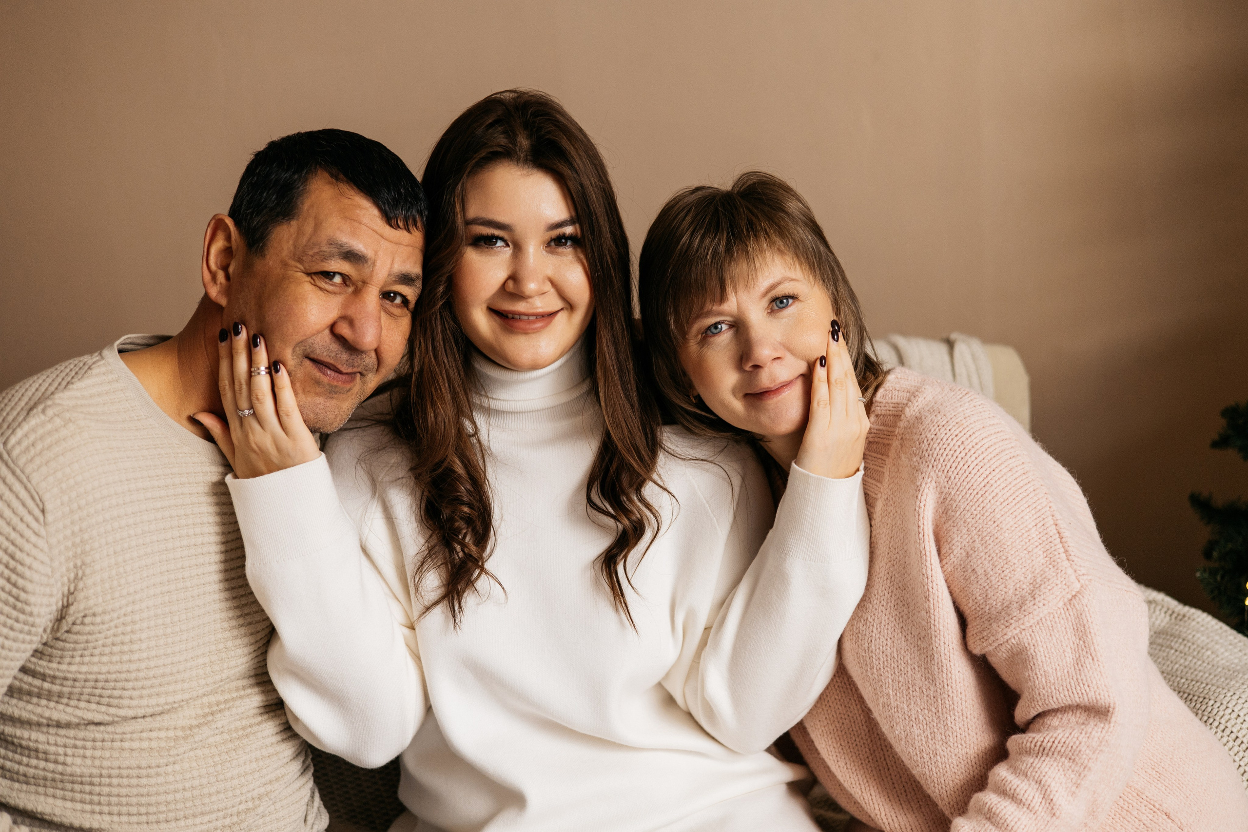 Алина с семьей НГ. Свадебный и семейный фотограф в Магнитогорске Катя Буряк