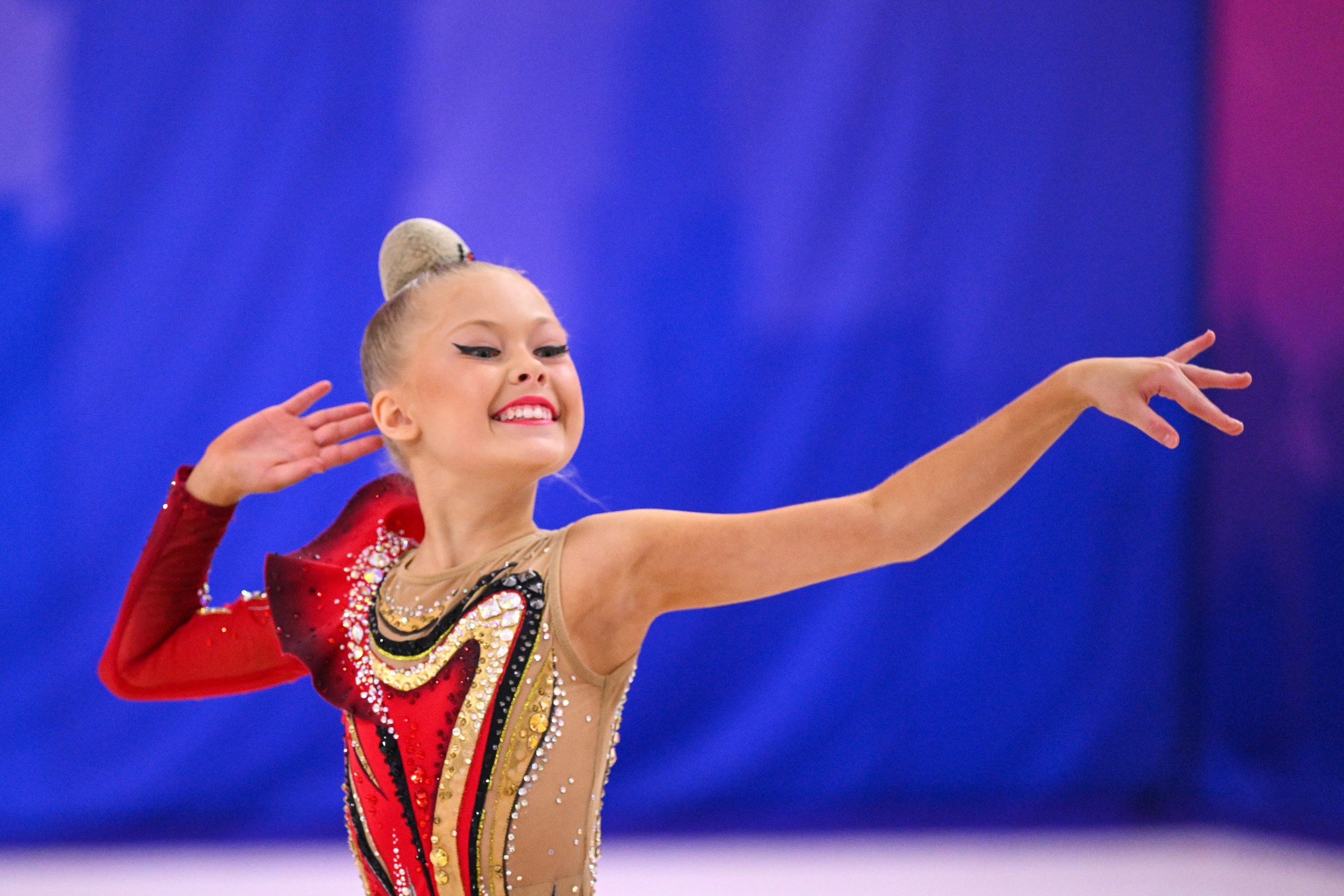 Всероссийские соревнования по художественной гимнастике «СОВЕРШЕНСТВО» Москва ВОЛЕЙБОЛЬНАЯ АРЕНА «ДИНАМО». ФОТОВИДЕОСПОРТ. Фото видео услуги на соревнованиях по художественной гимнастике. Видеотрансляция соревнований. Москва, ЦФО, ПФО