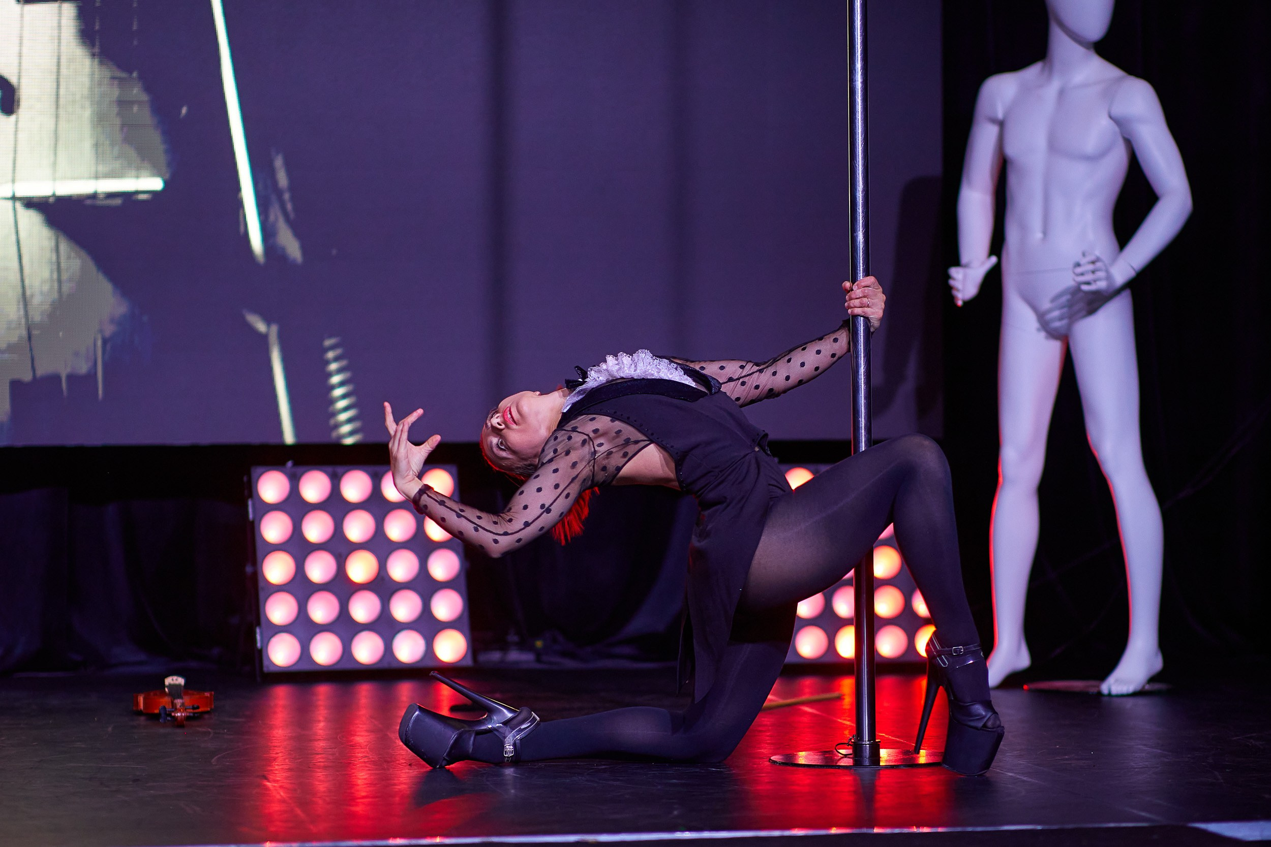 Анонс фоторепортажа с Концерта Грация. POLE DANCE. Photographer for business Mikhail Semenov. Aqua photo studio, photo school